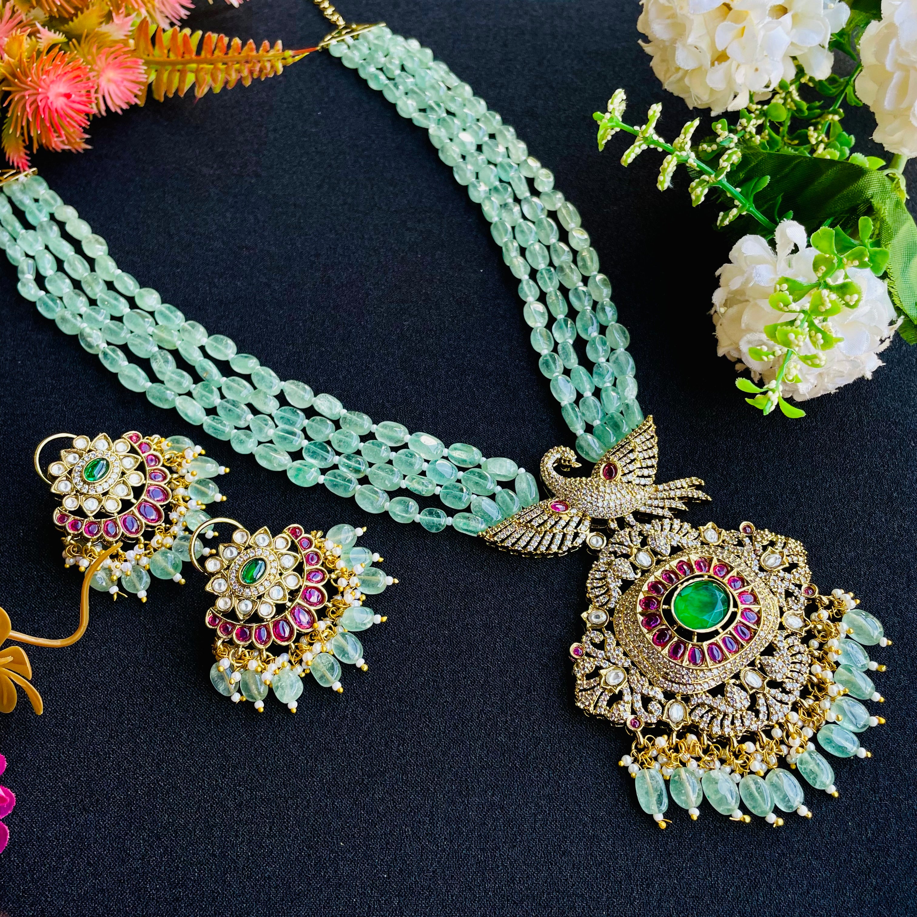 Nayaab Swaan Neckpiece