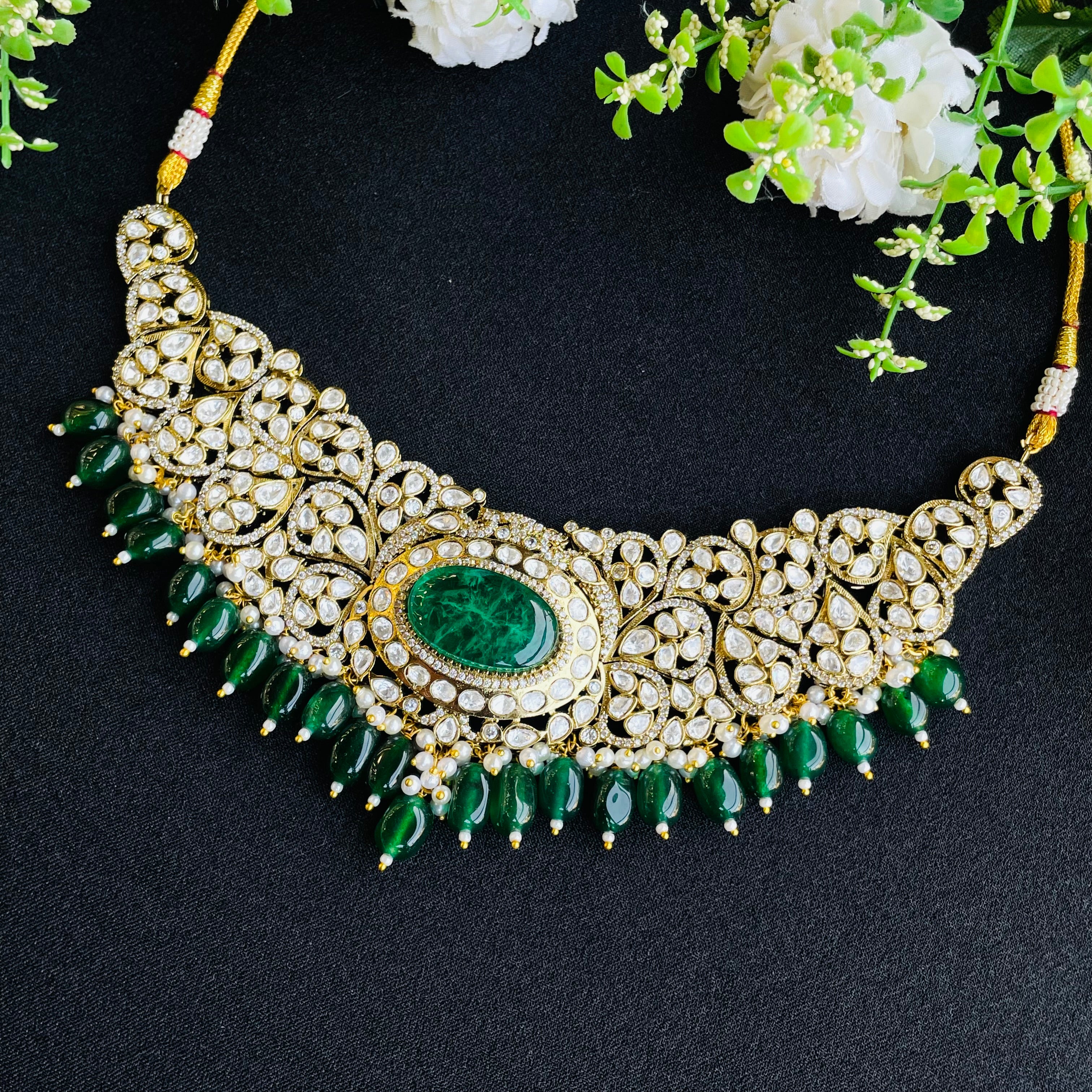 Nayaab Akriti Polki Neckpiece