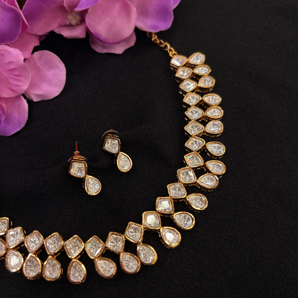 Ziya Neckpiece