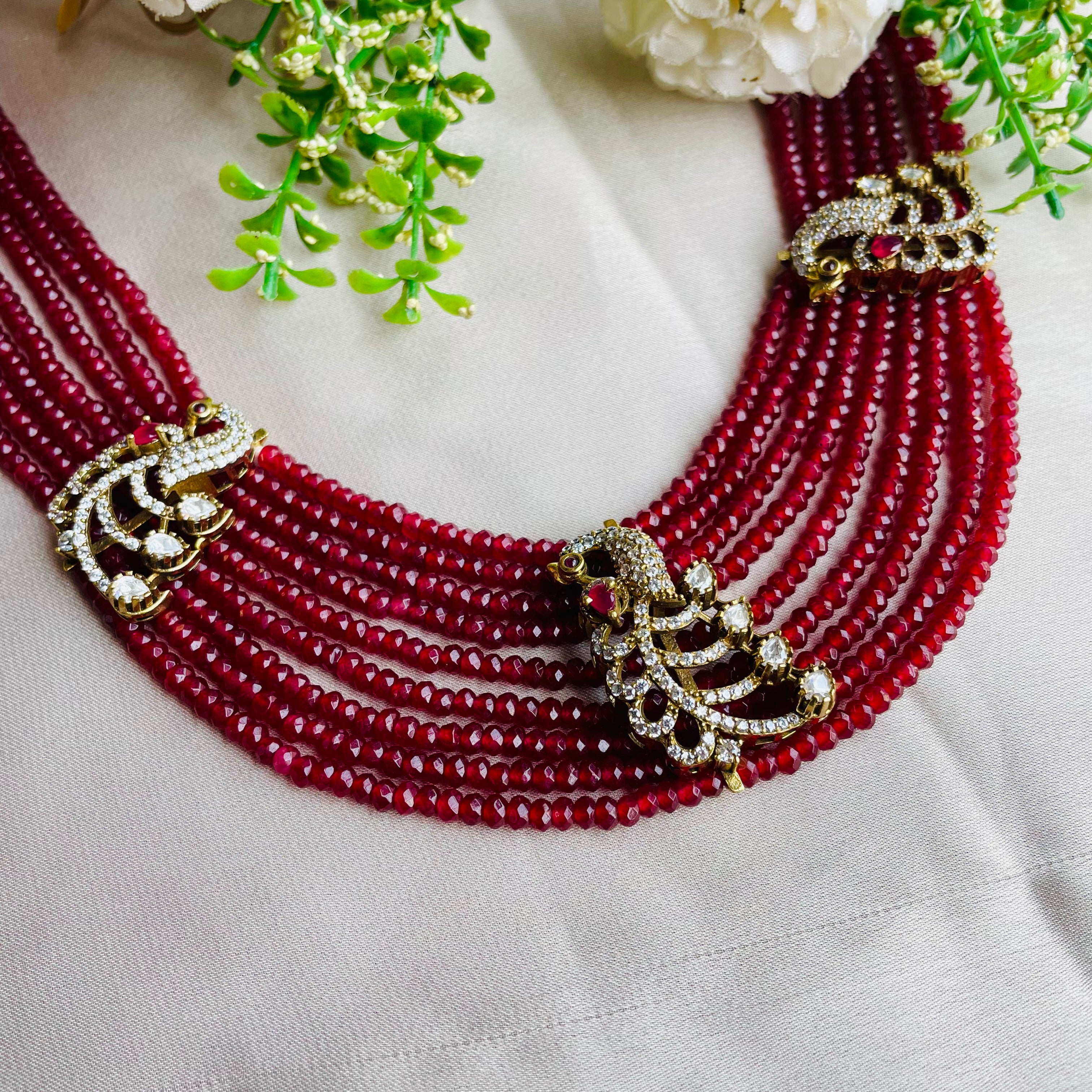 Nayaab kainaat neckpiece