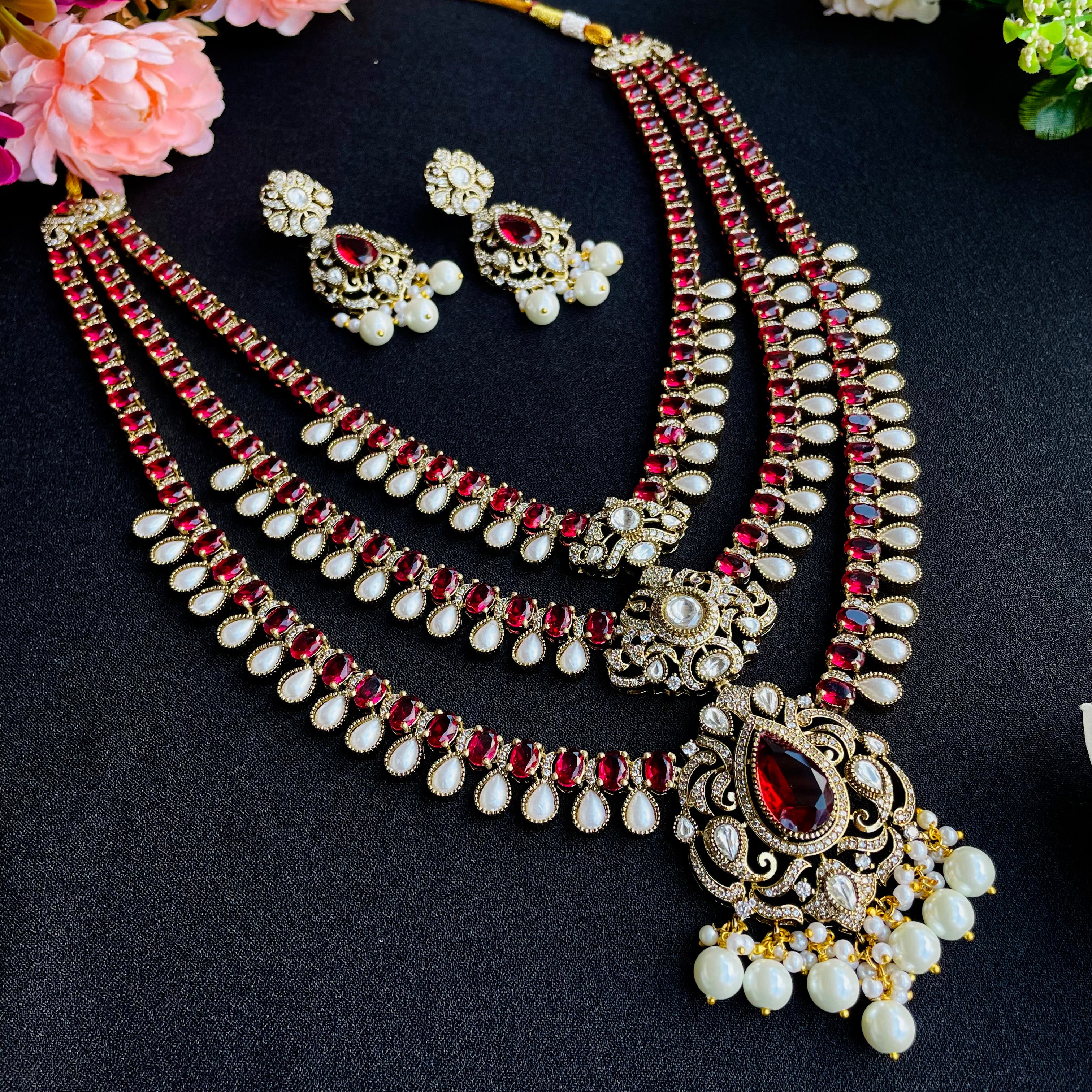 Nayaab Rani Neckpiece
