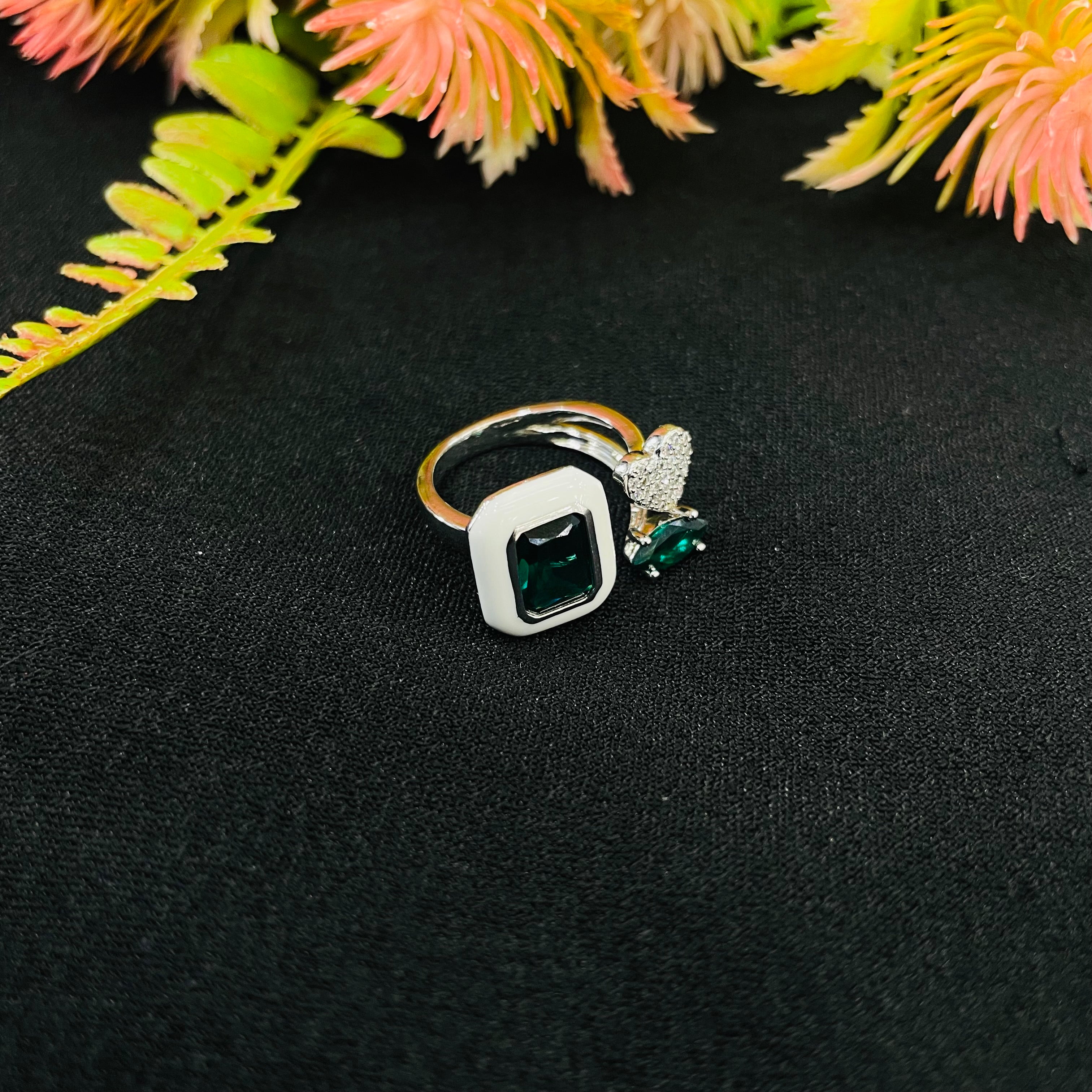 Ad Aster Ring
