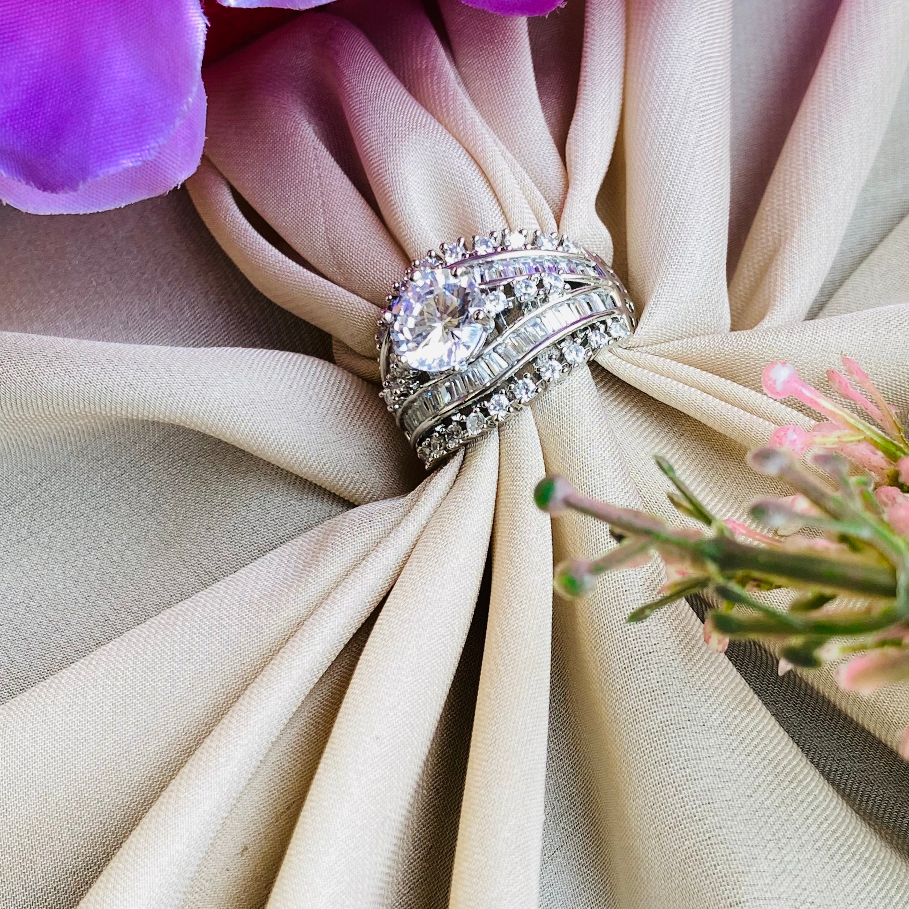 Ad Rose ring adjustable