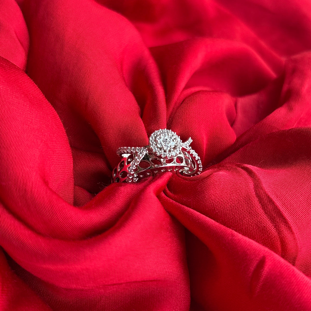 Vyanika Ring