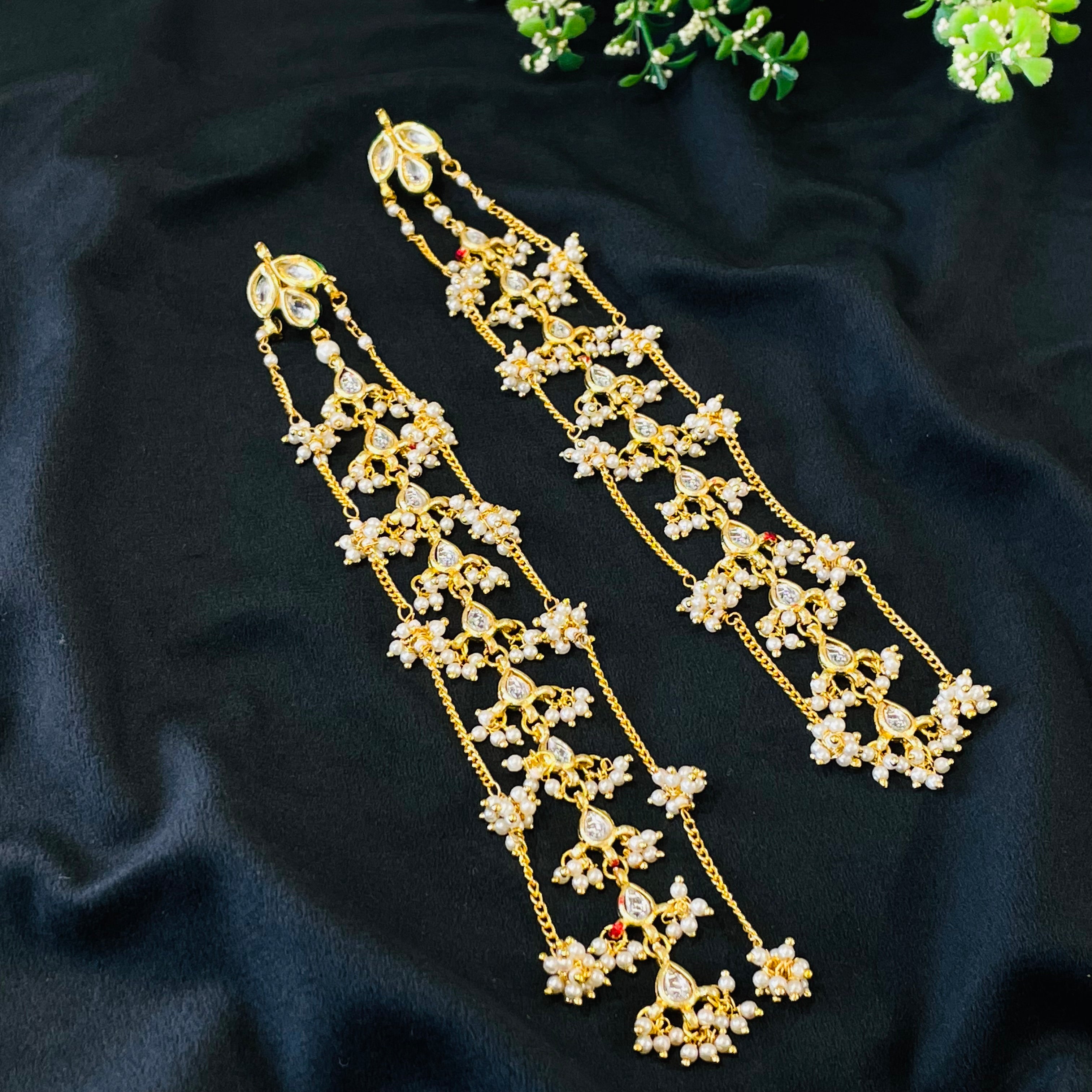 Nayaab Aliya earring