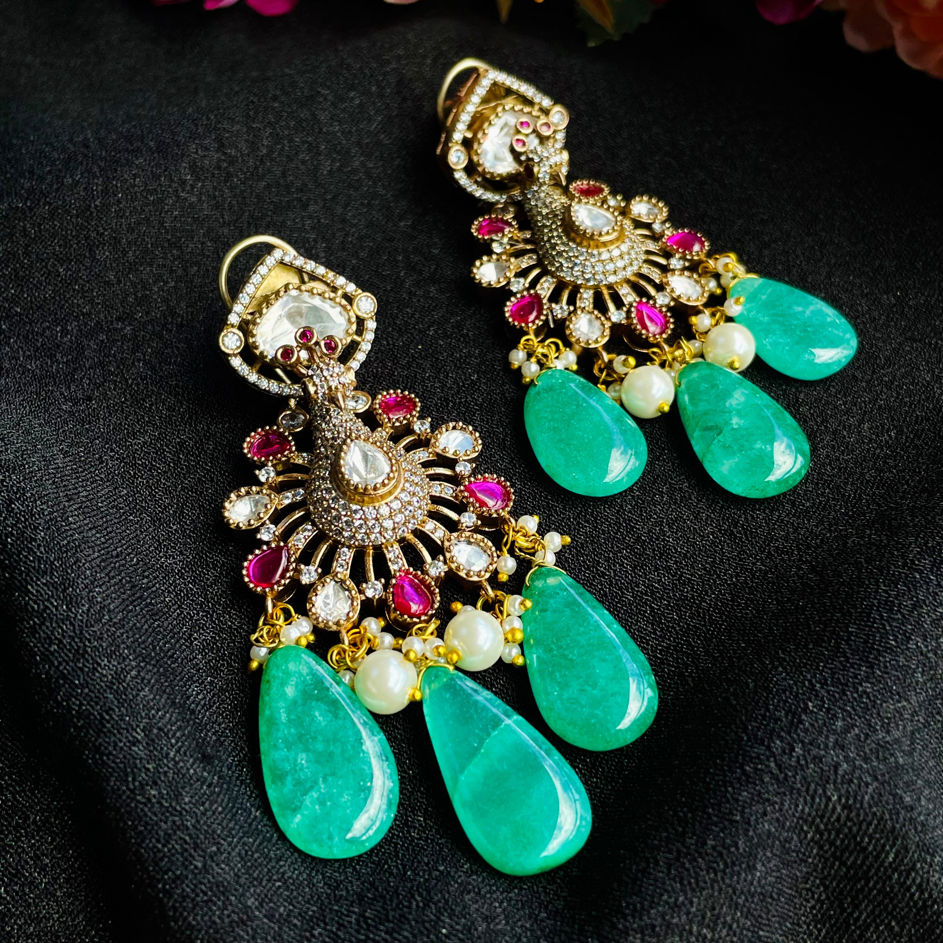 Nayaab Rashi Polki Neckpiece