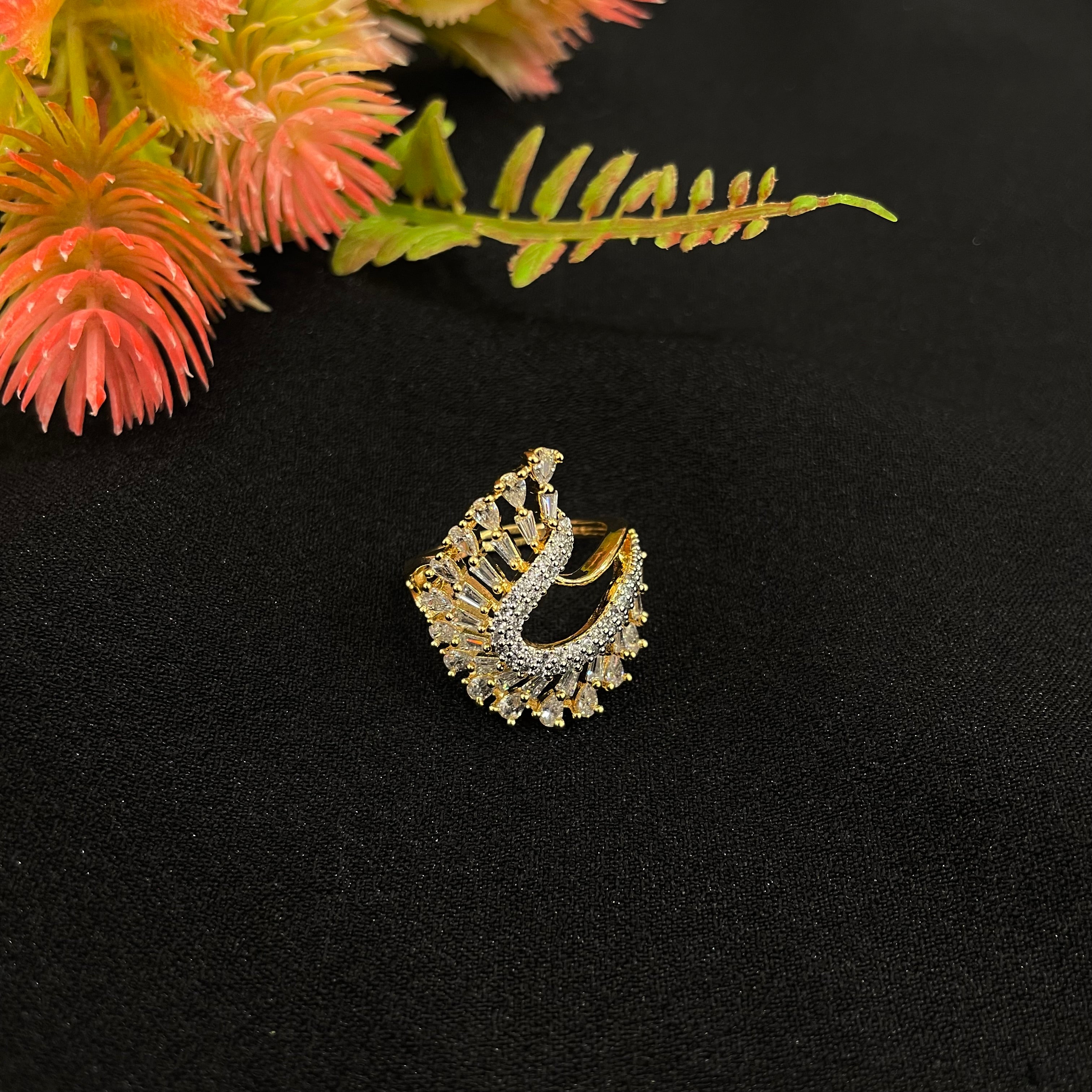 Ad Liora Ring