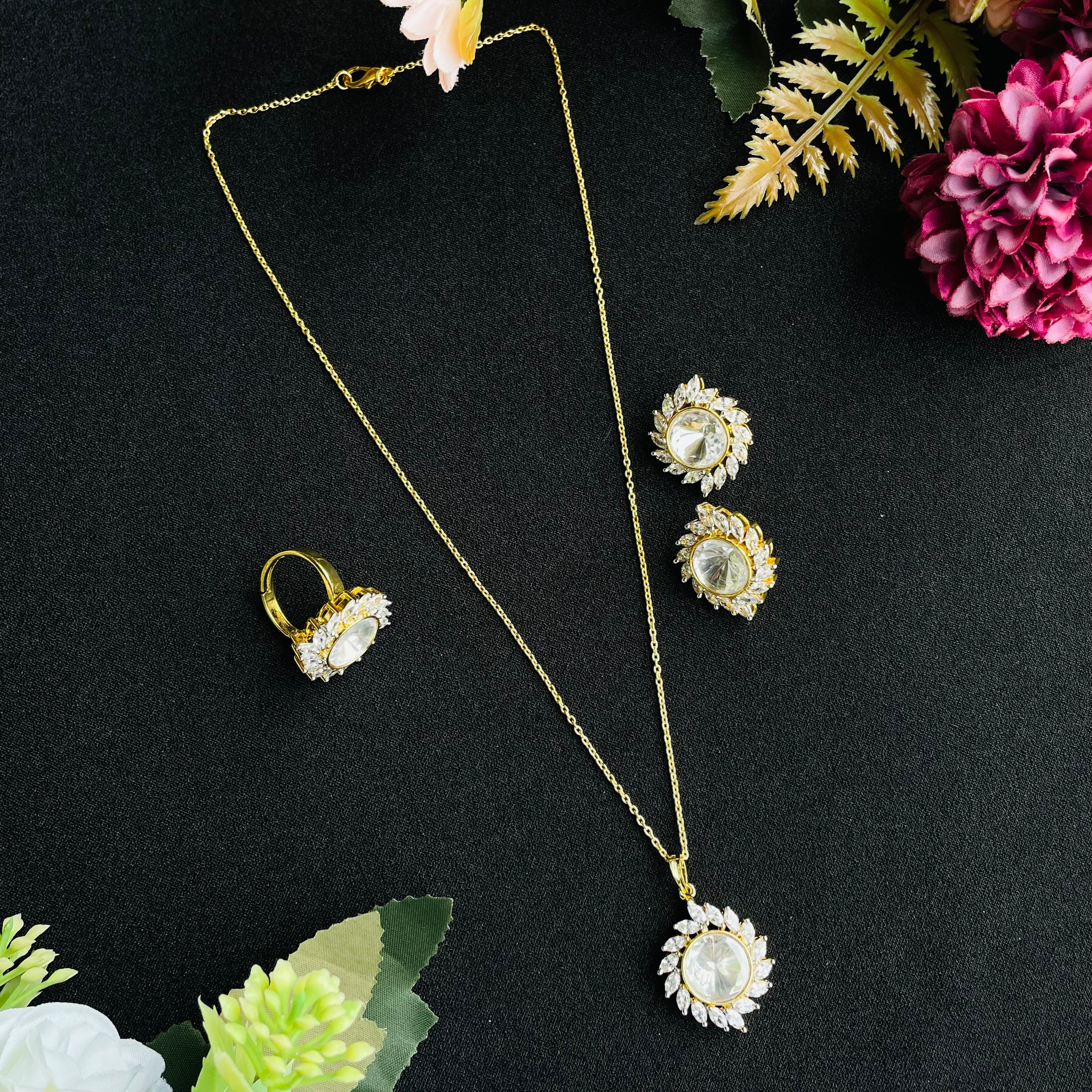 Nayaab Saanvi Polki Pendant With Free Ring adjustable