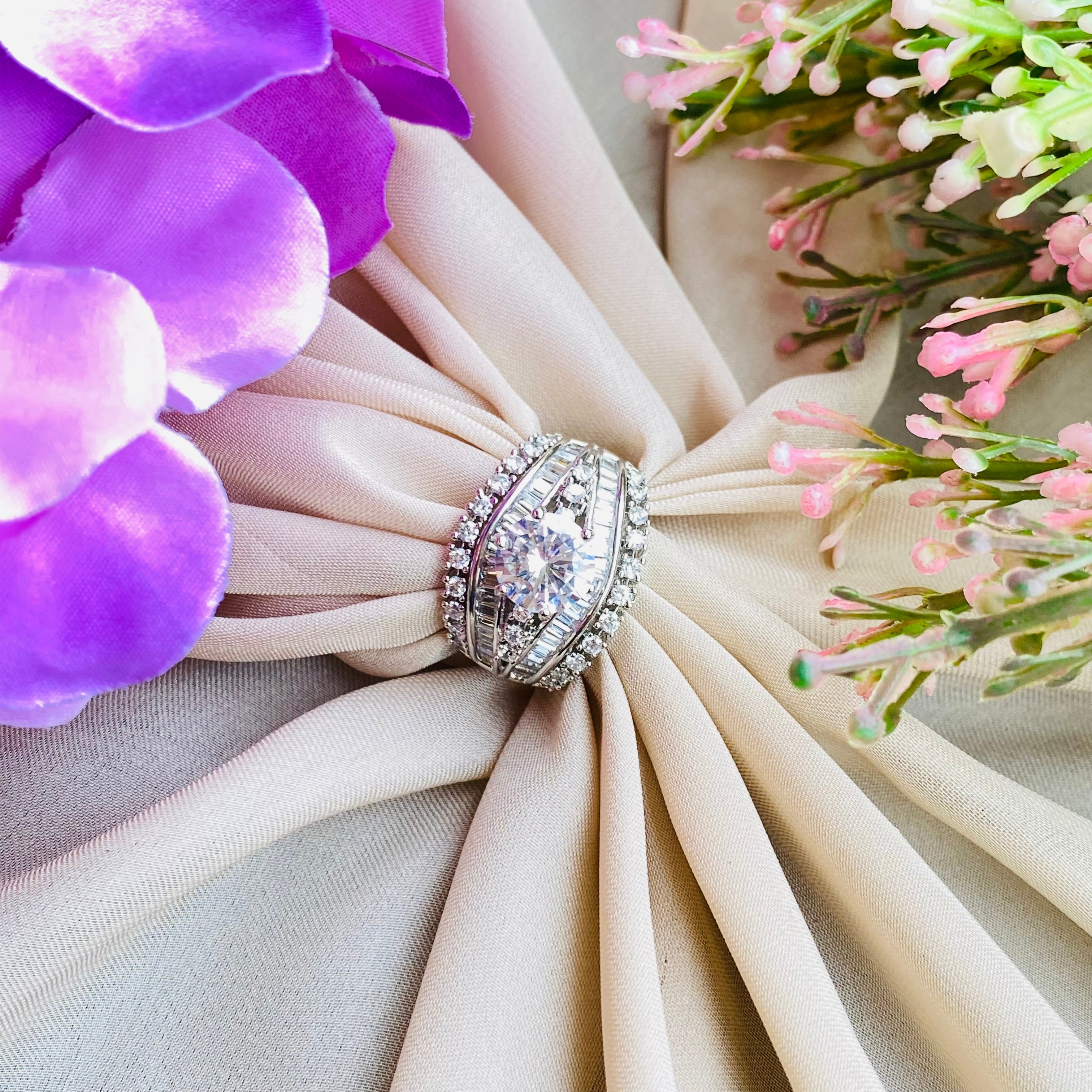 Ad Rose ring adjustable