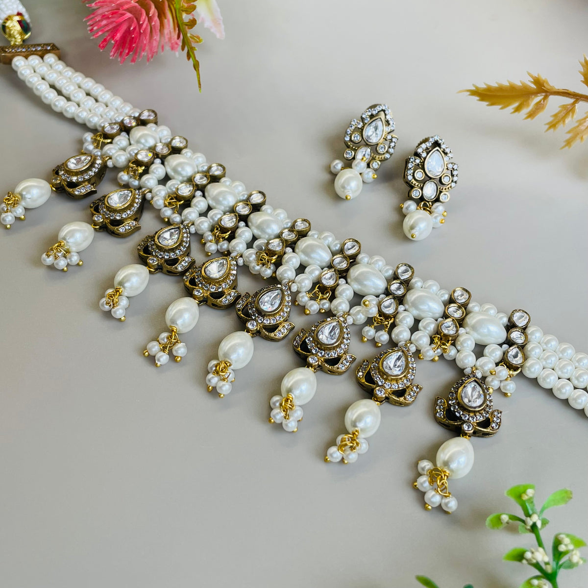 Nayaab paridhi Polki choker