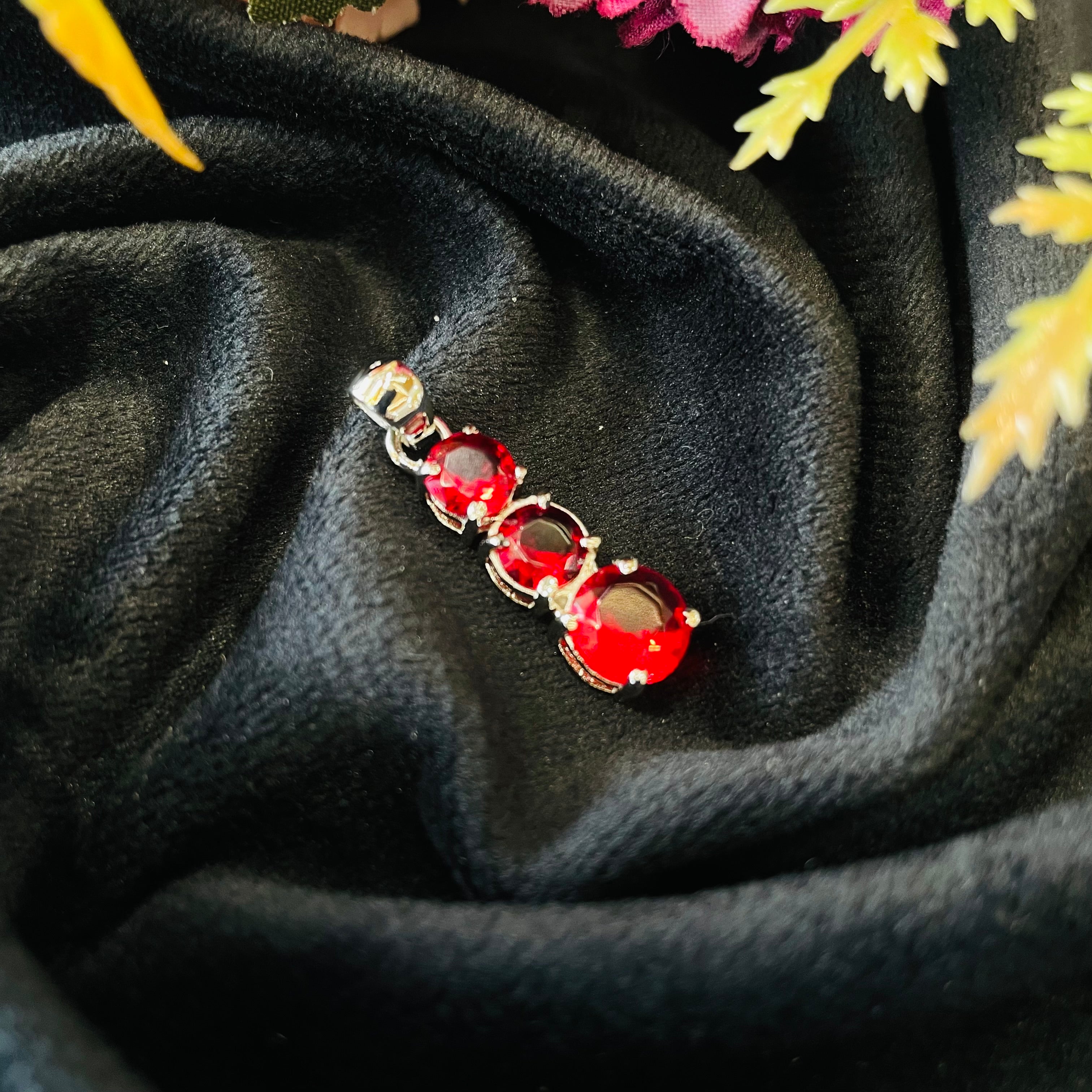 Vs Sterling Silver Pendant 04 3g Silver Polish