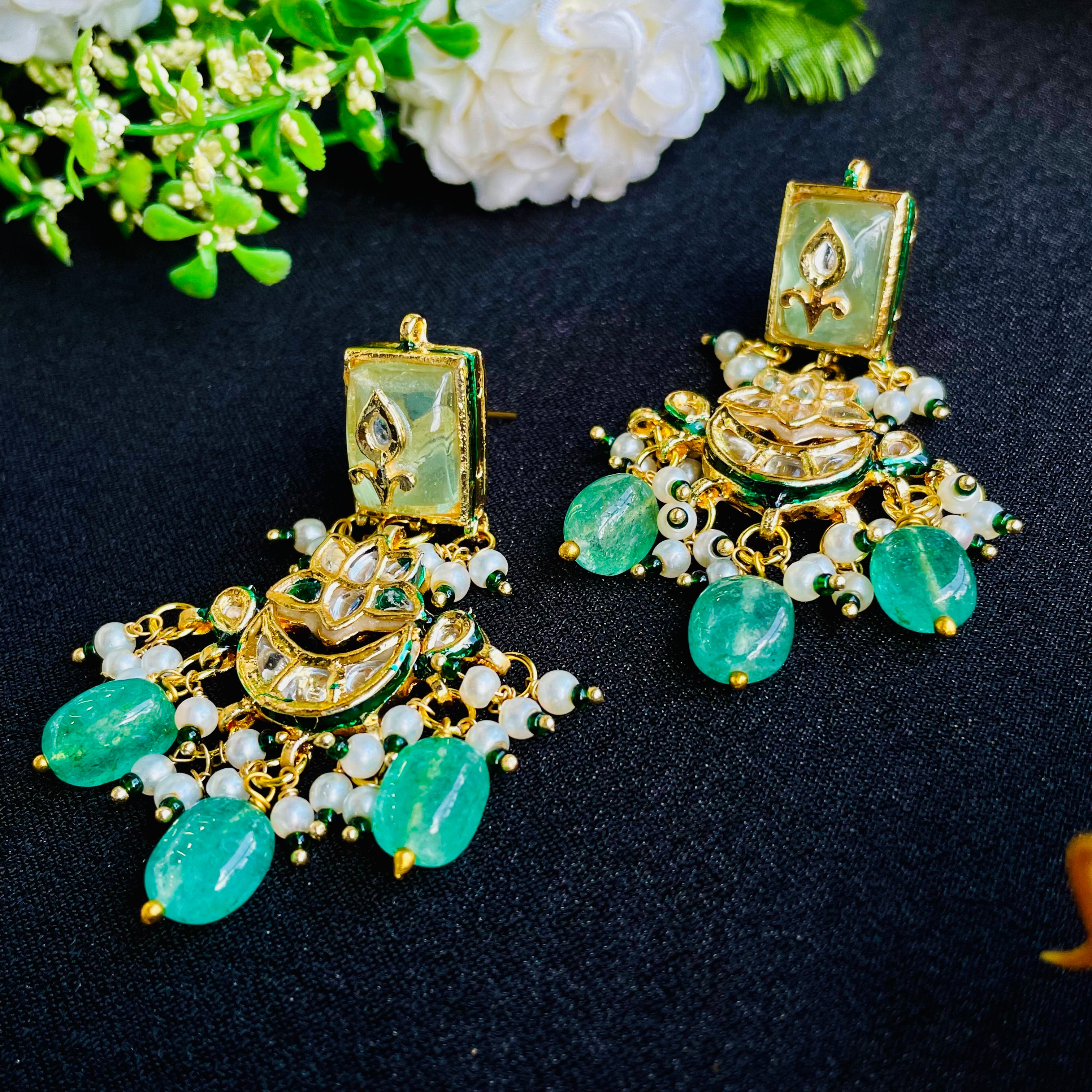 Nayaab Shaaksi Neckpiece