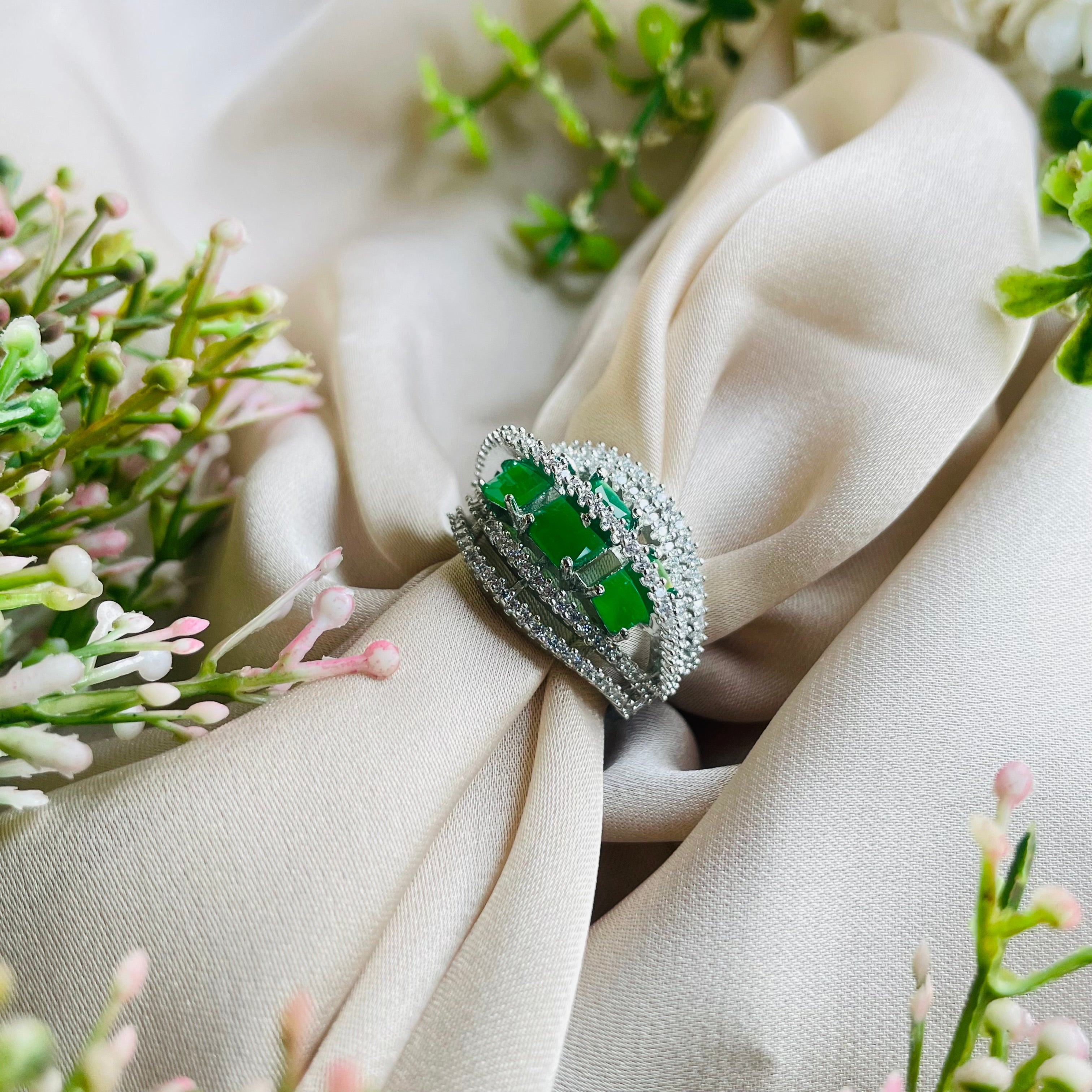 Ad Joni ring adjustable