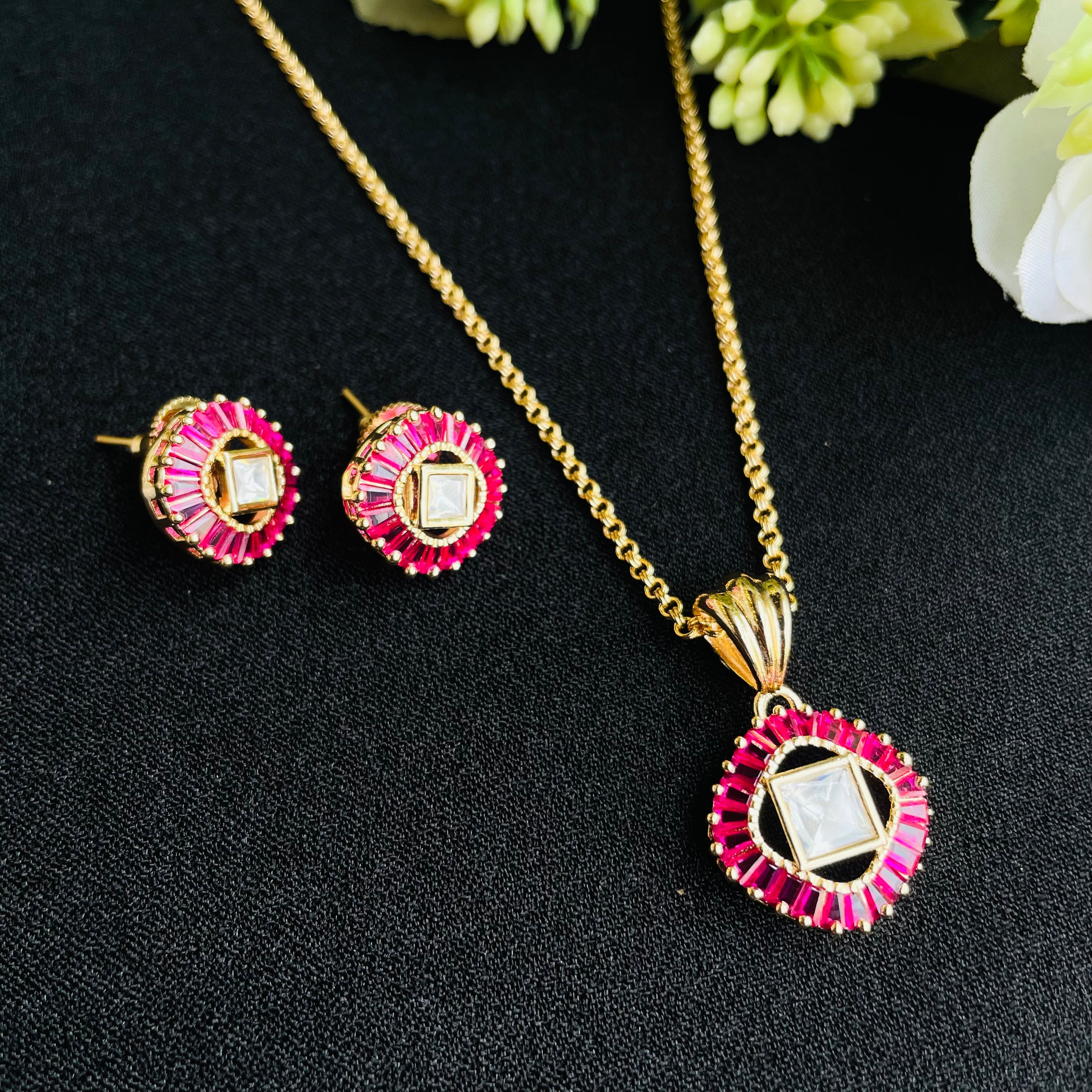 Nayaab Ani Polki Pendant set