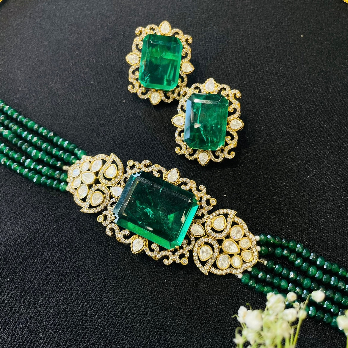 Nayaab Ruhani Choker