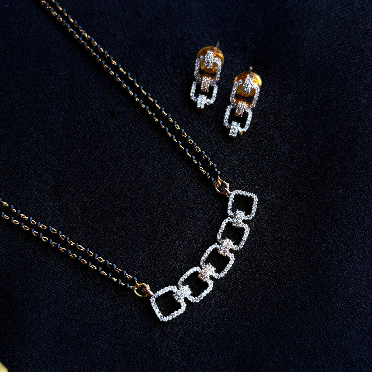 Zayra Link Mangalsutra