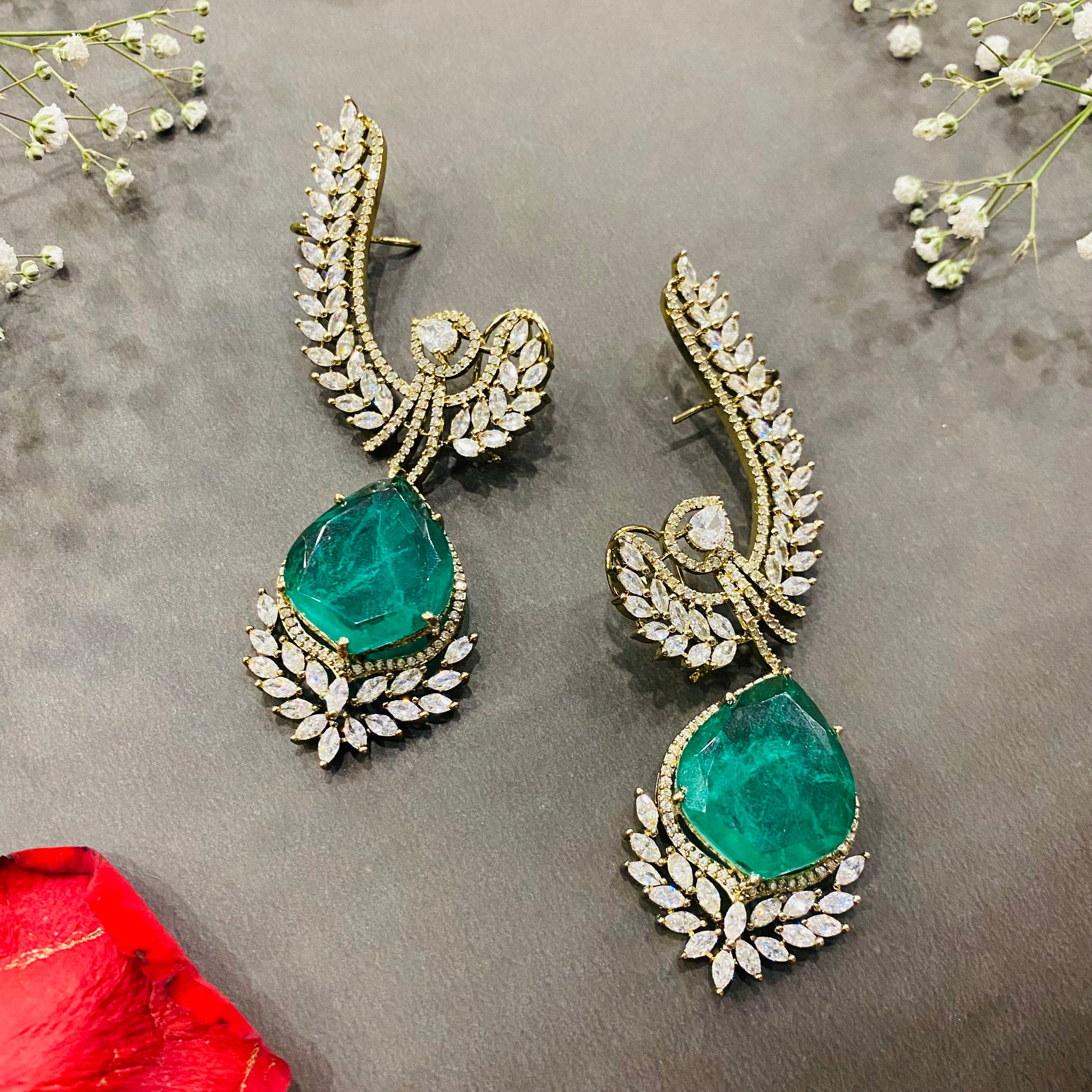 Nayaab Amaya earcuff