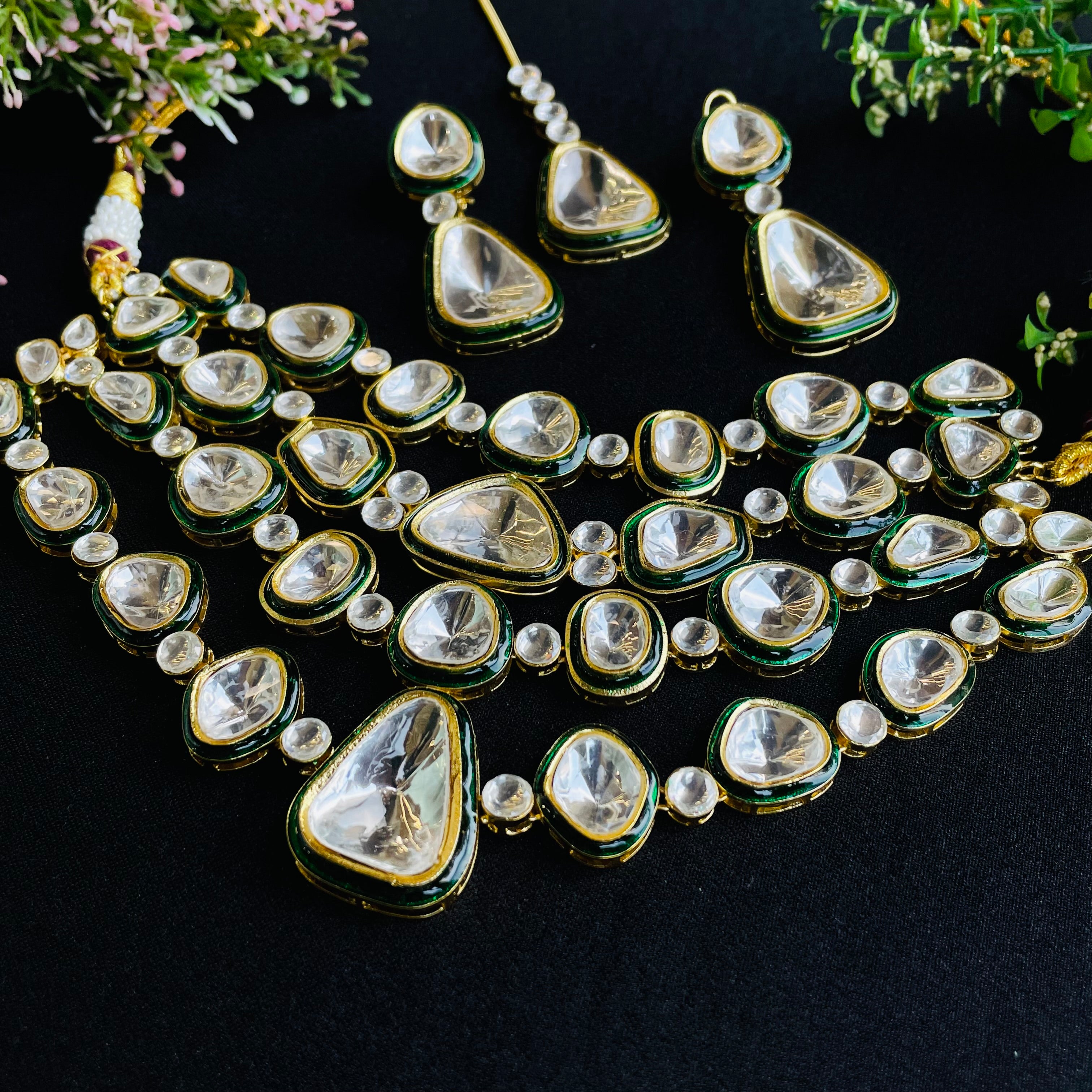Nayaab Savya Polki Neckpiece