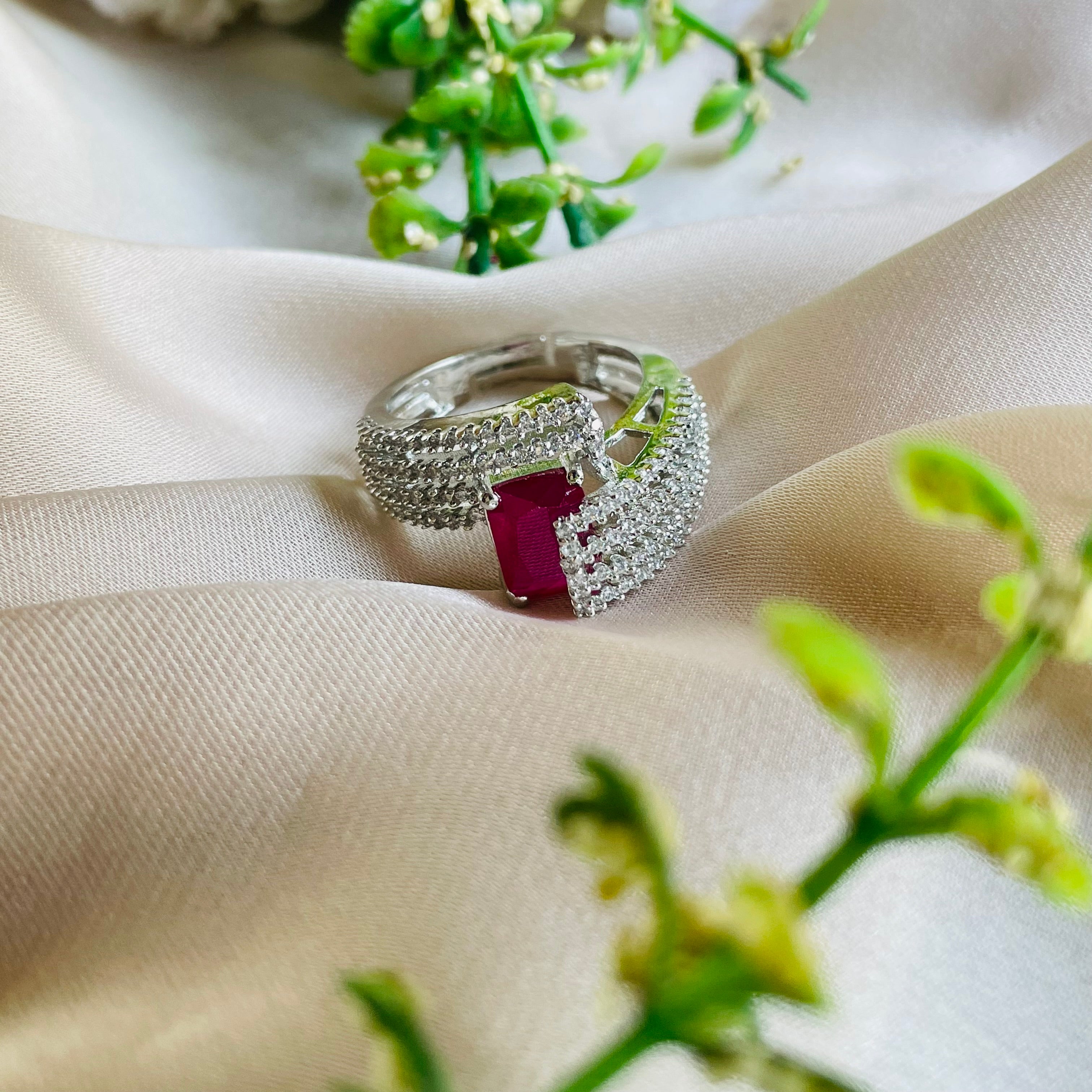 Ad Opal ring adjustable