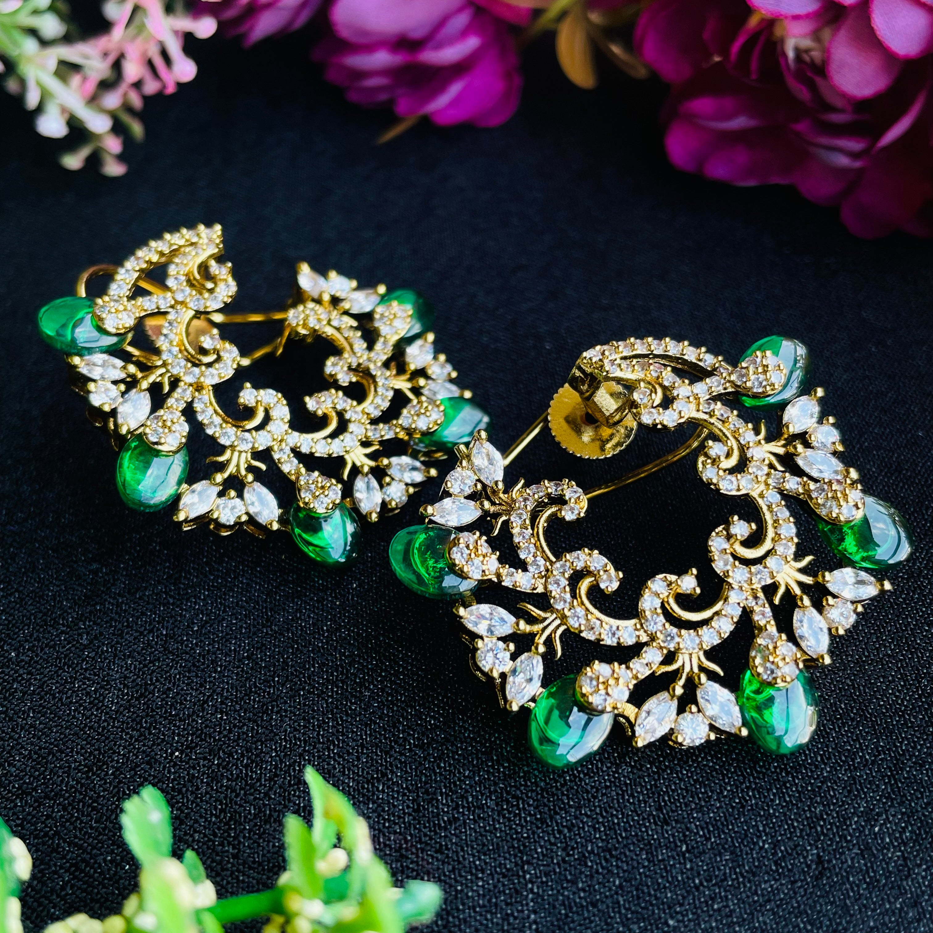 Nayaab Shamiksha studs