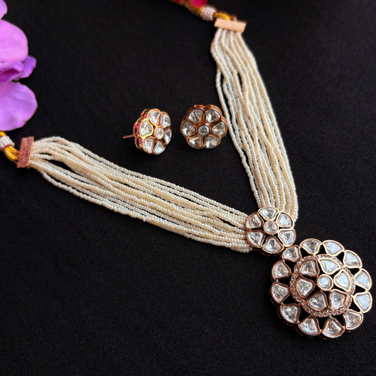 Vamika Neckpiece