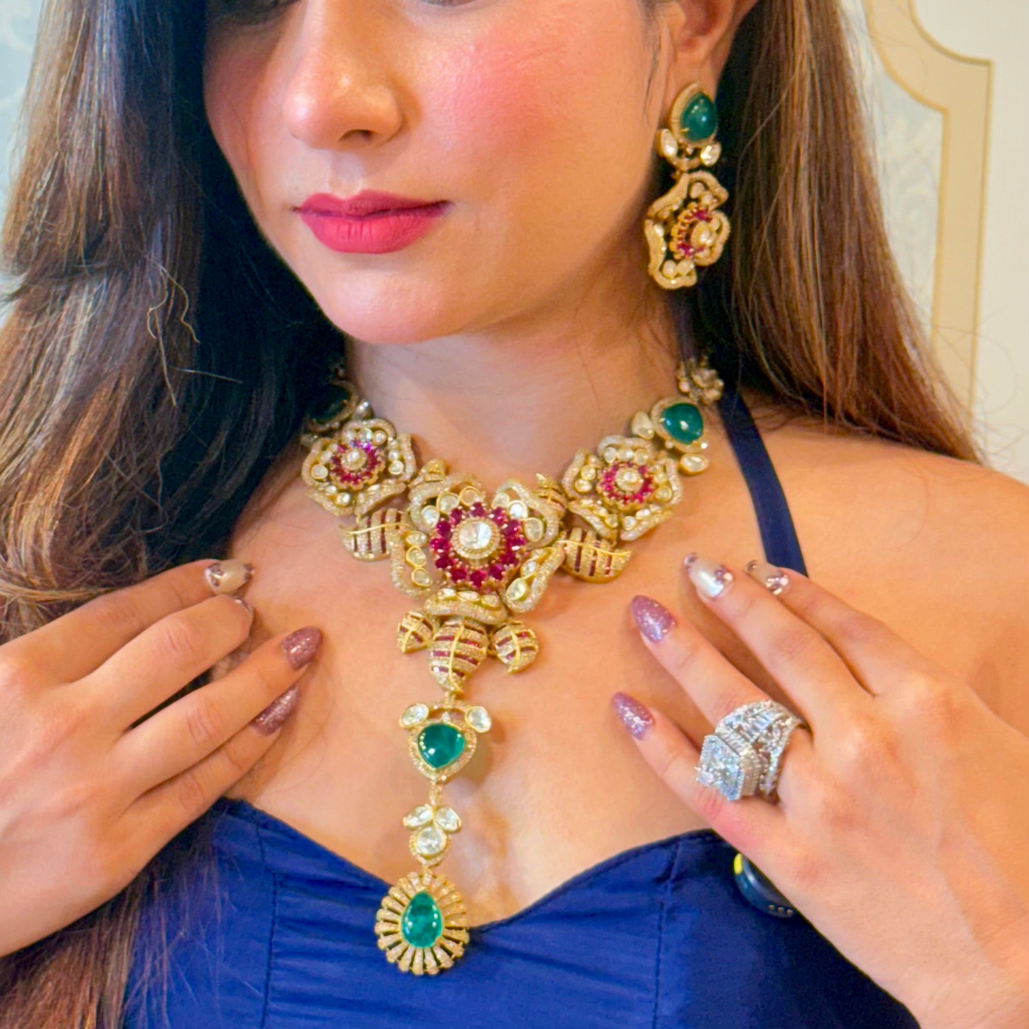 Nayaab Sanya Polki Neckpiece