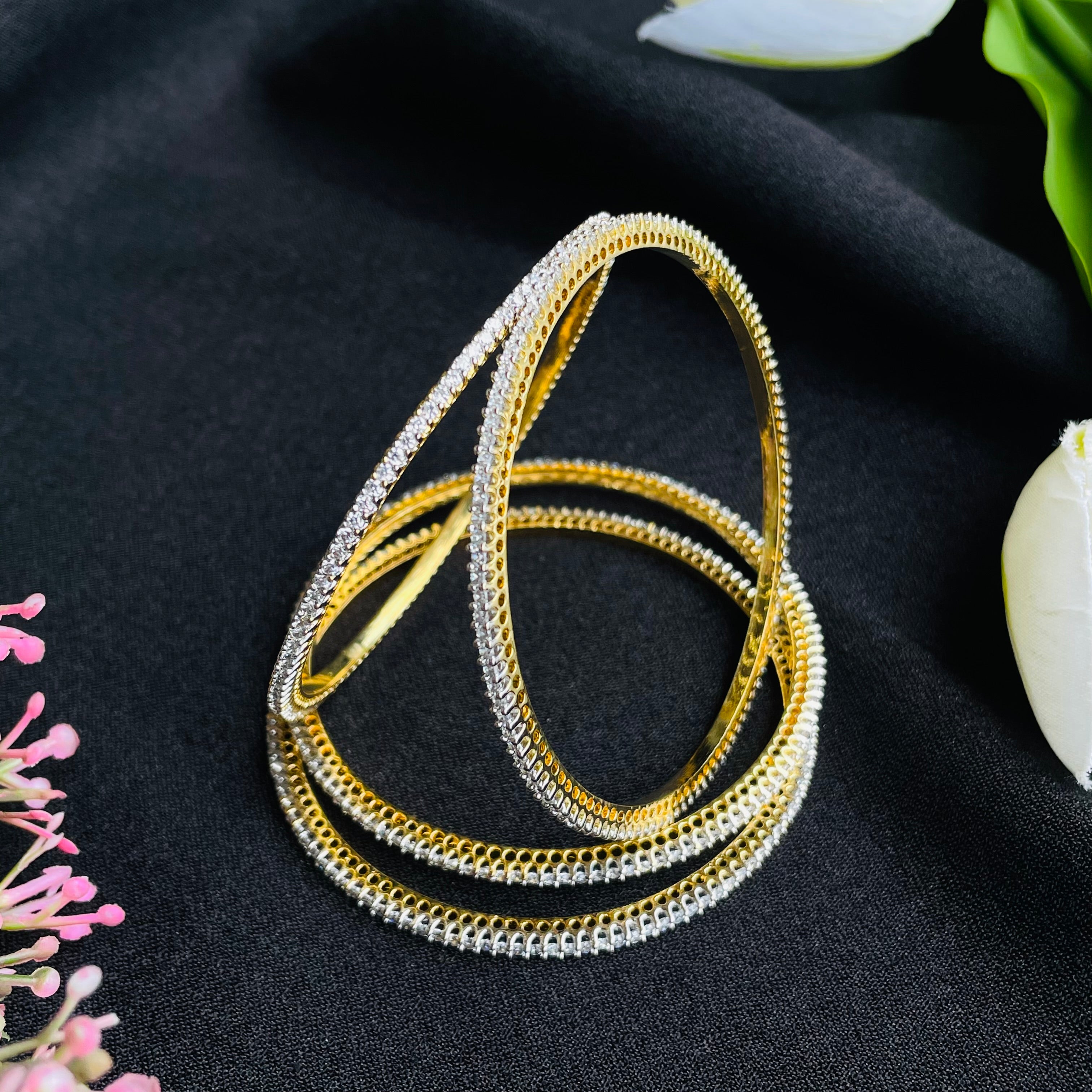 Elena ad bangles set 02