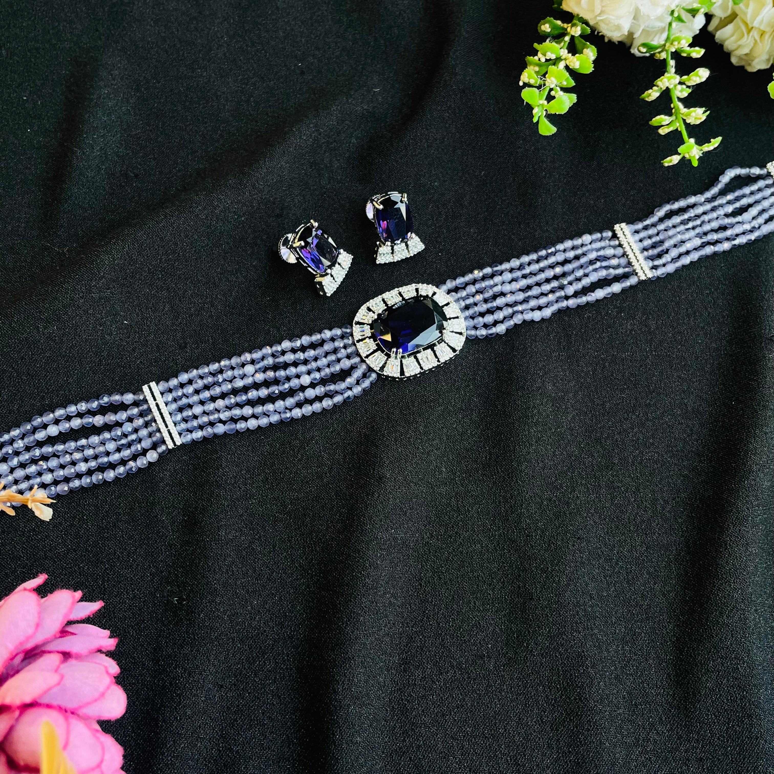 Ad Leilani Choker