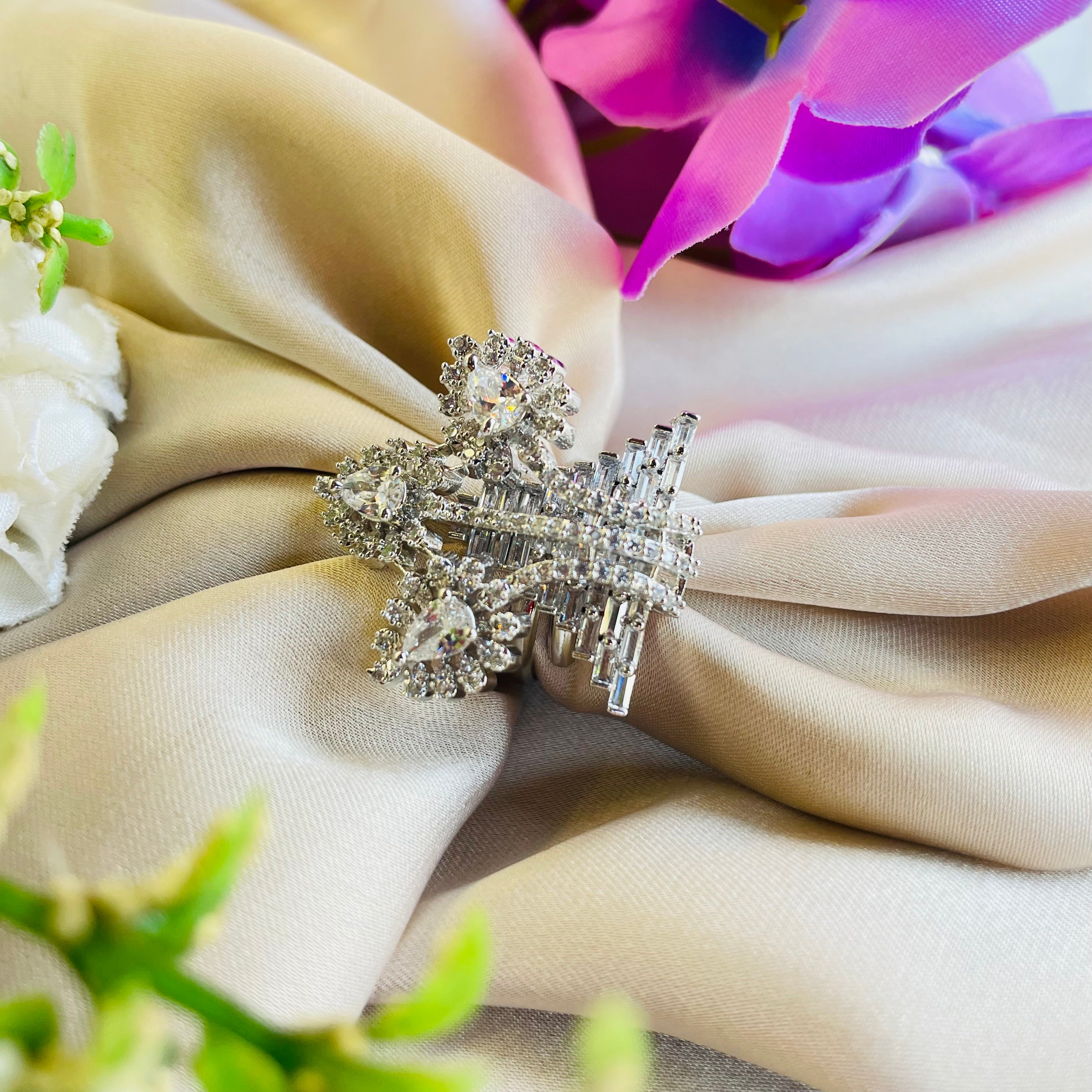 Ad Piper ring adjustable
