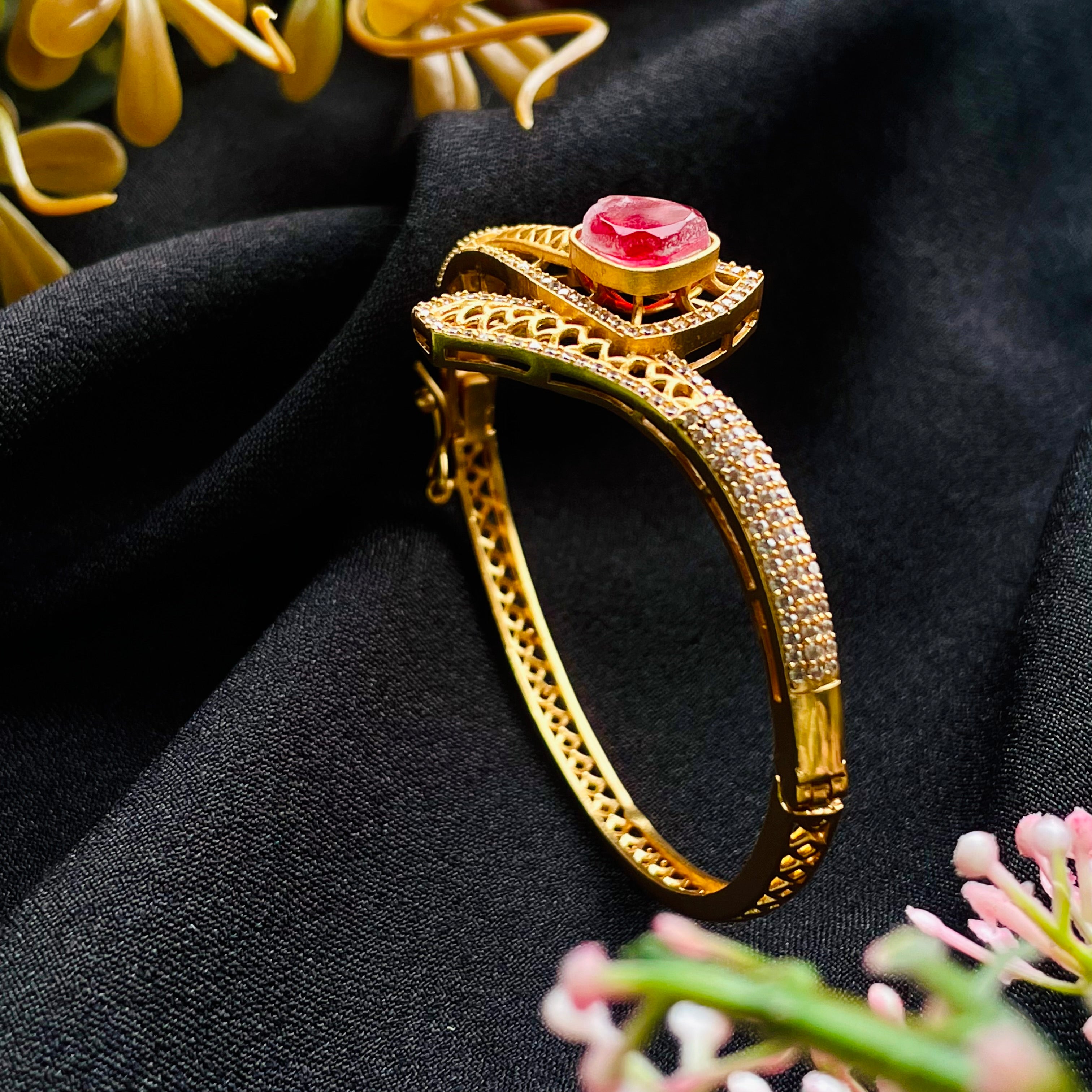 Nayaab Saanvi Bracelet