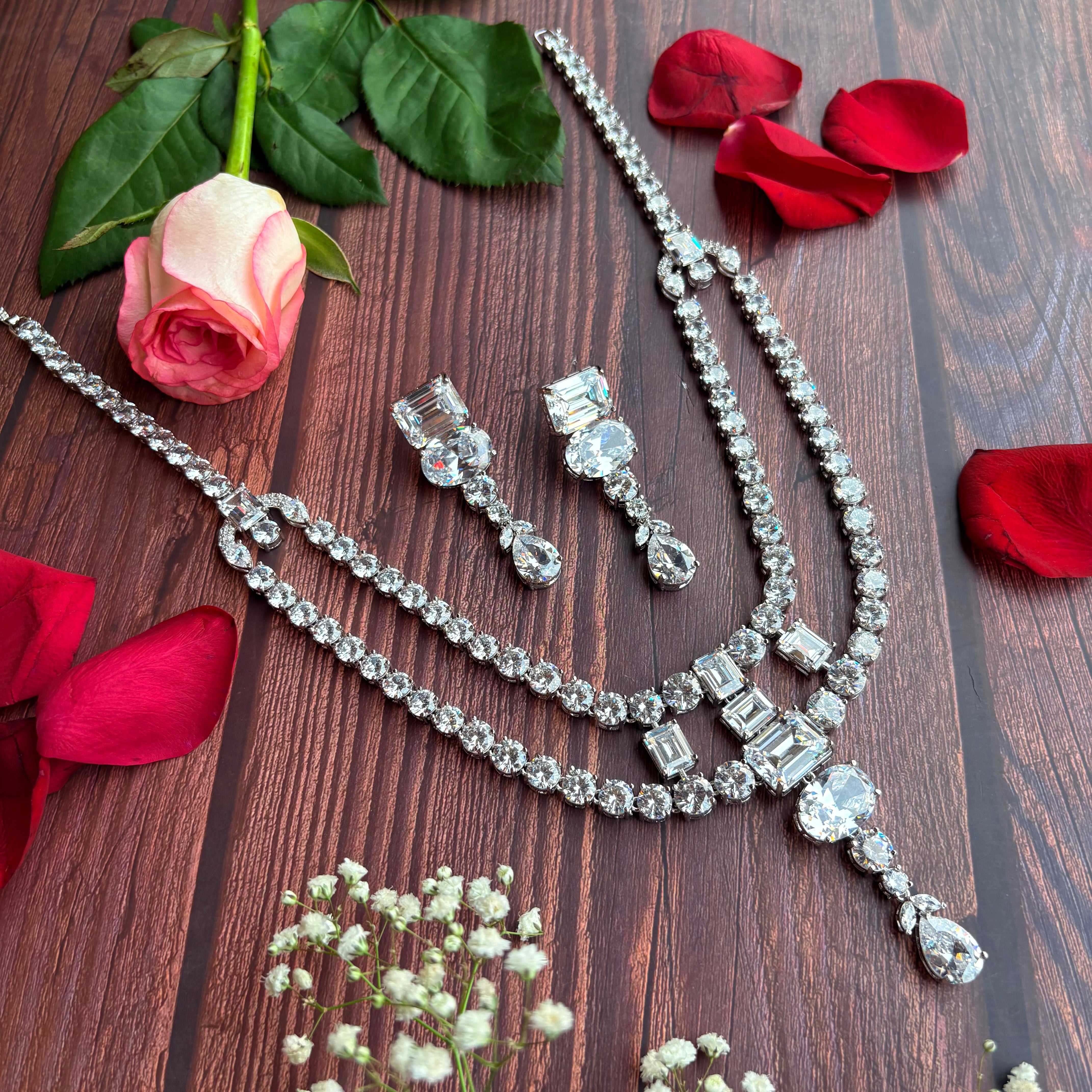 Ad Clara Neckpiece