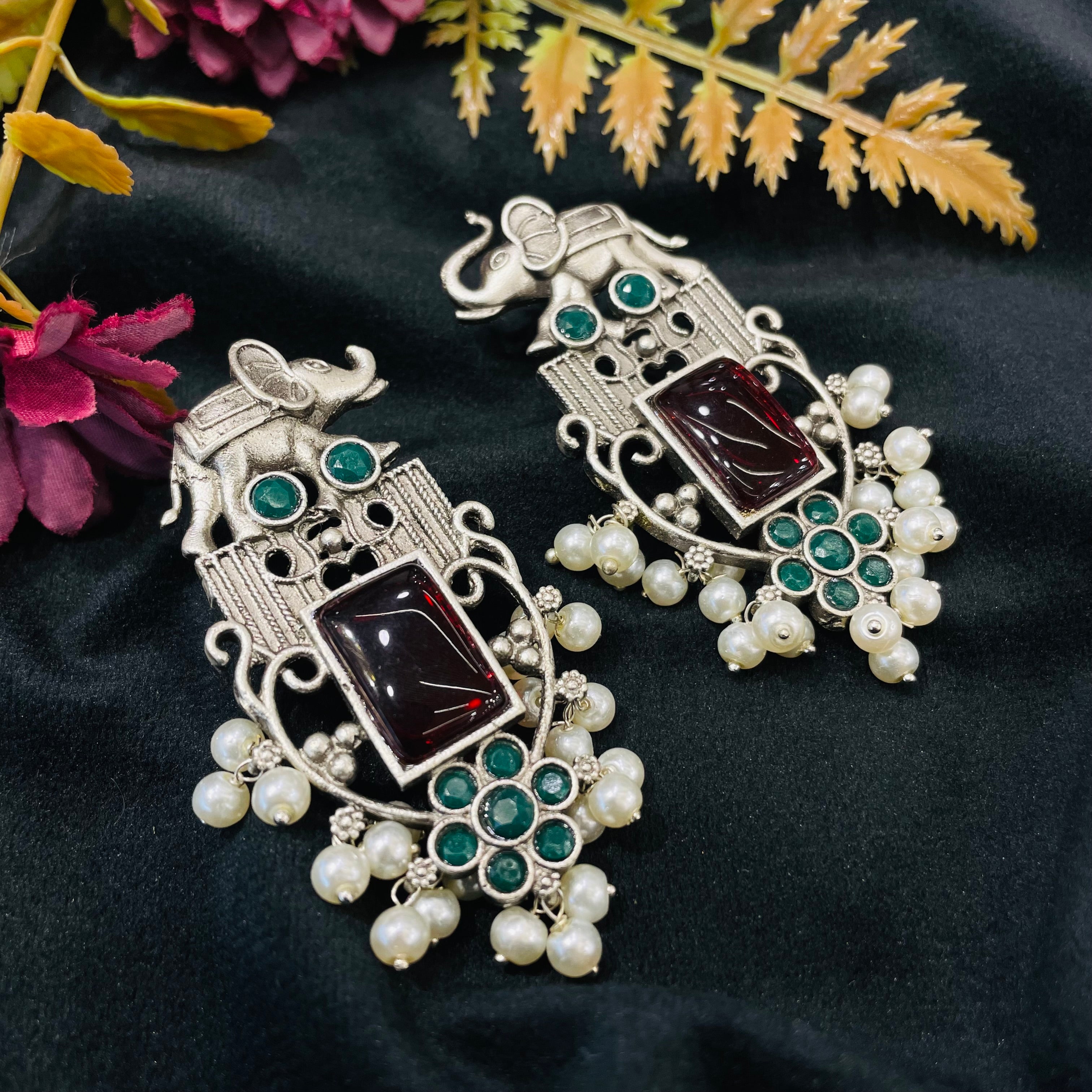 Inaya Romi Earrings