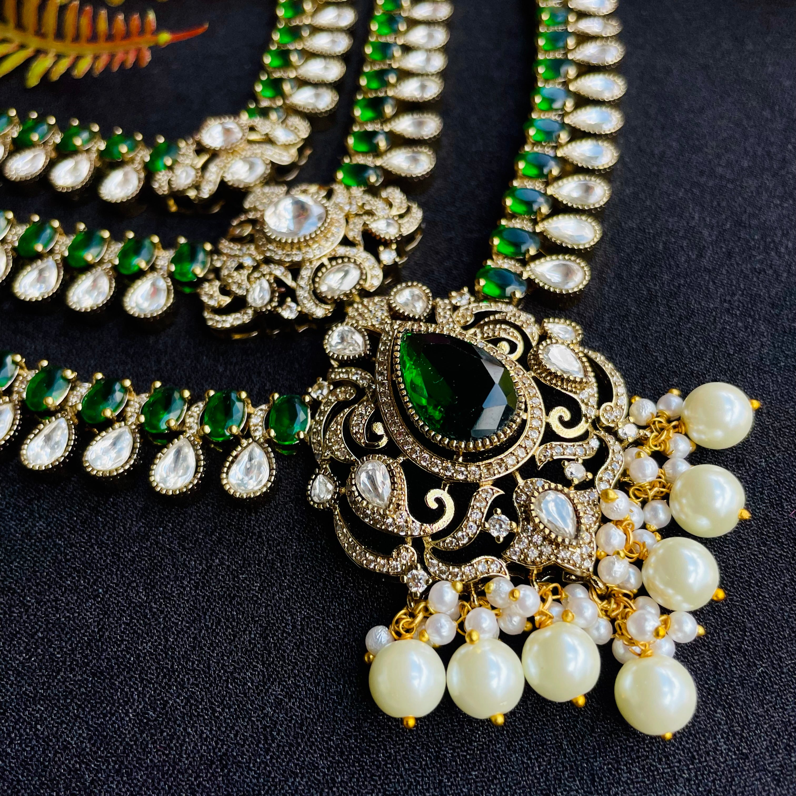 Nayaab Rani Neckpiece