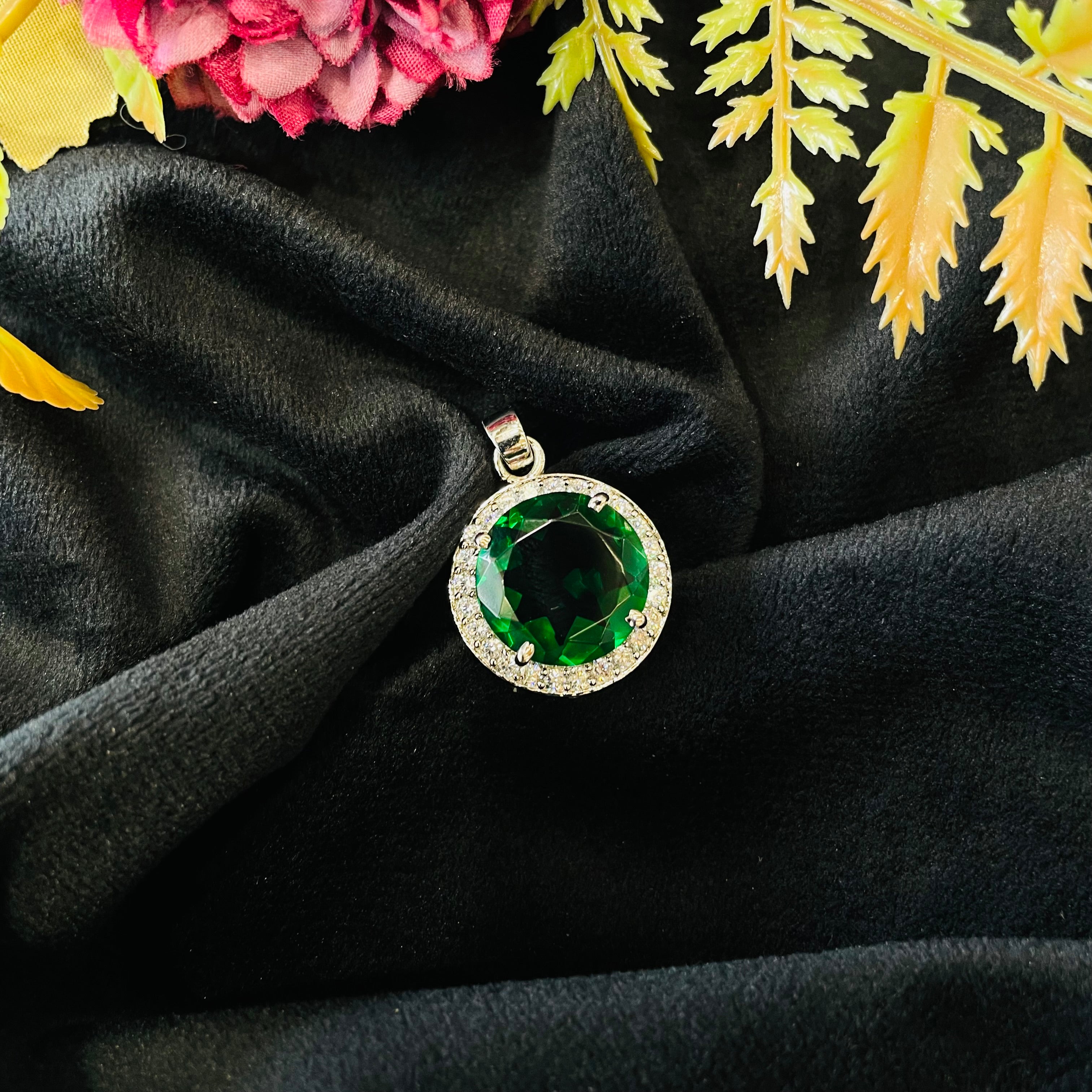 Vs Sterling Silver Pendant 06 6g