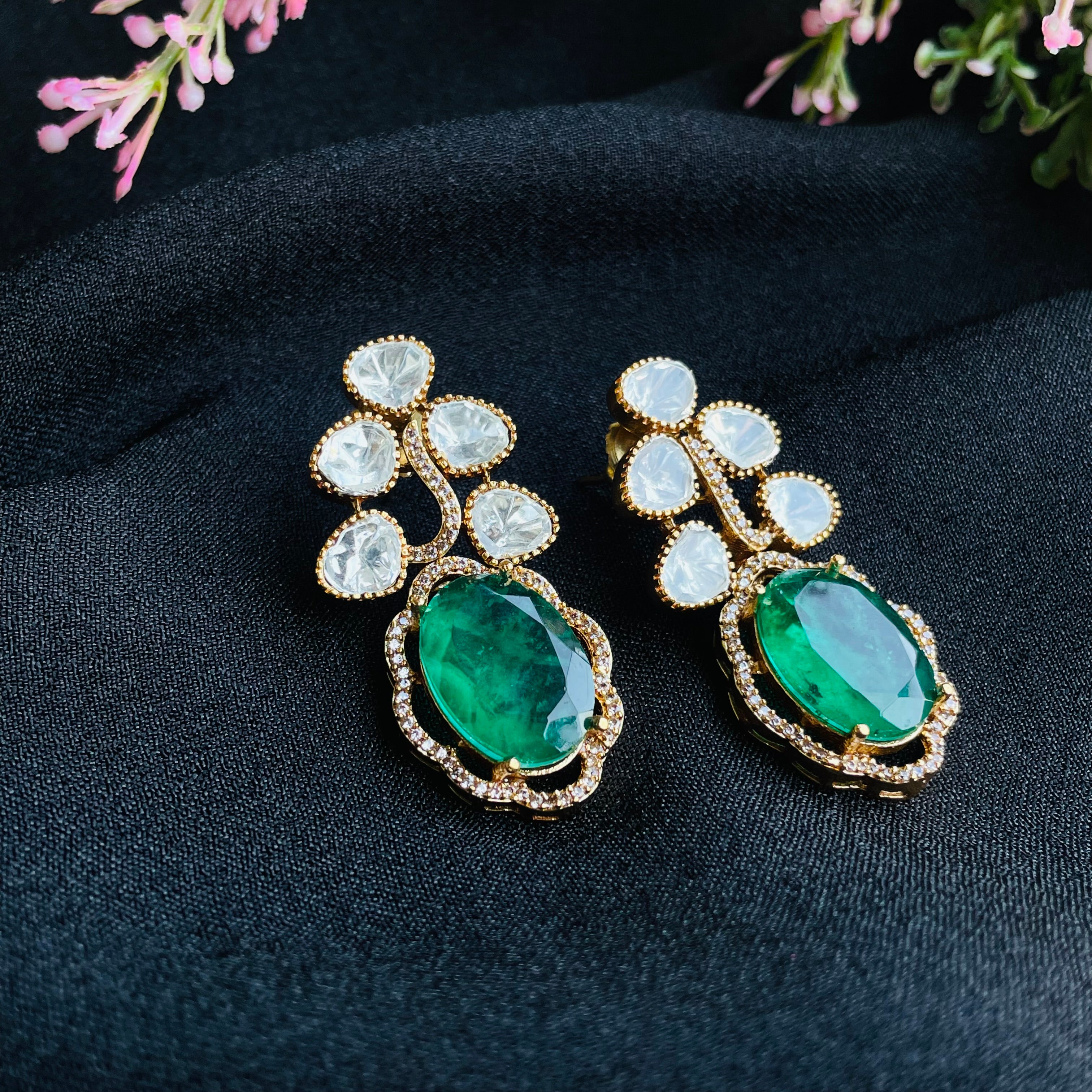 Nayaab Roohi  Polki Neckpiece