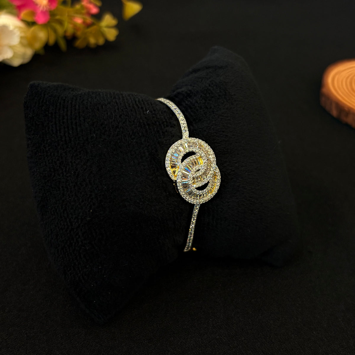 Avika Halo Bracelet