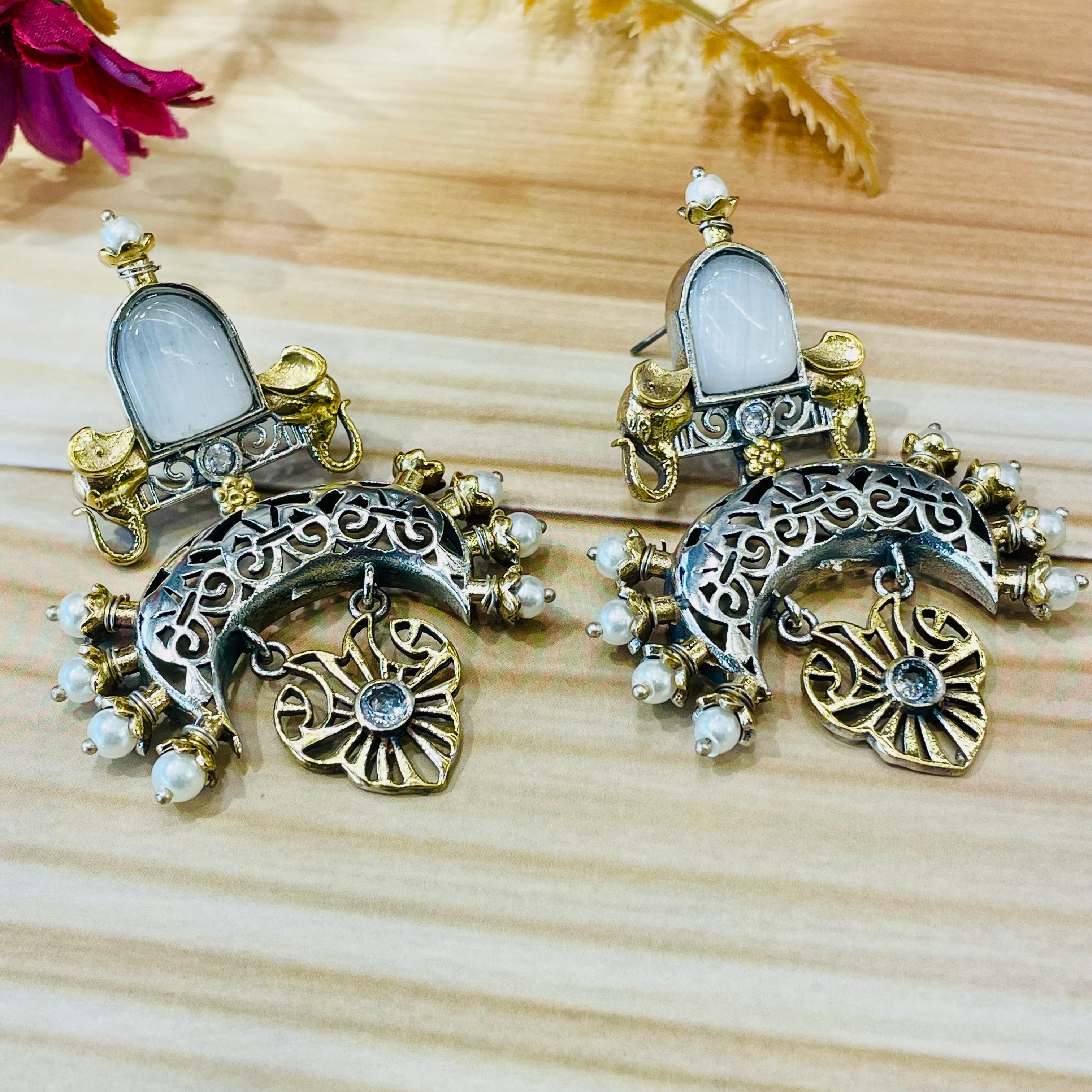 Inara Aloki Earrings