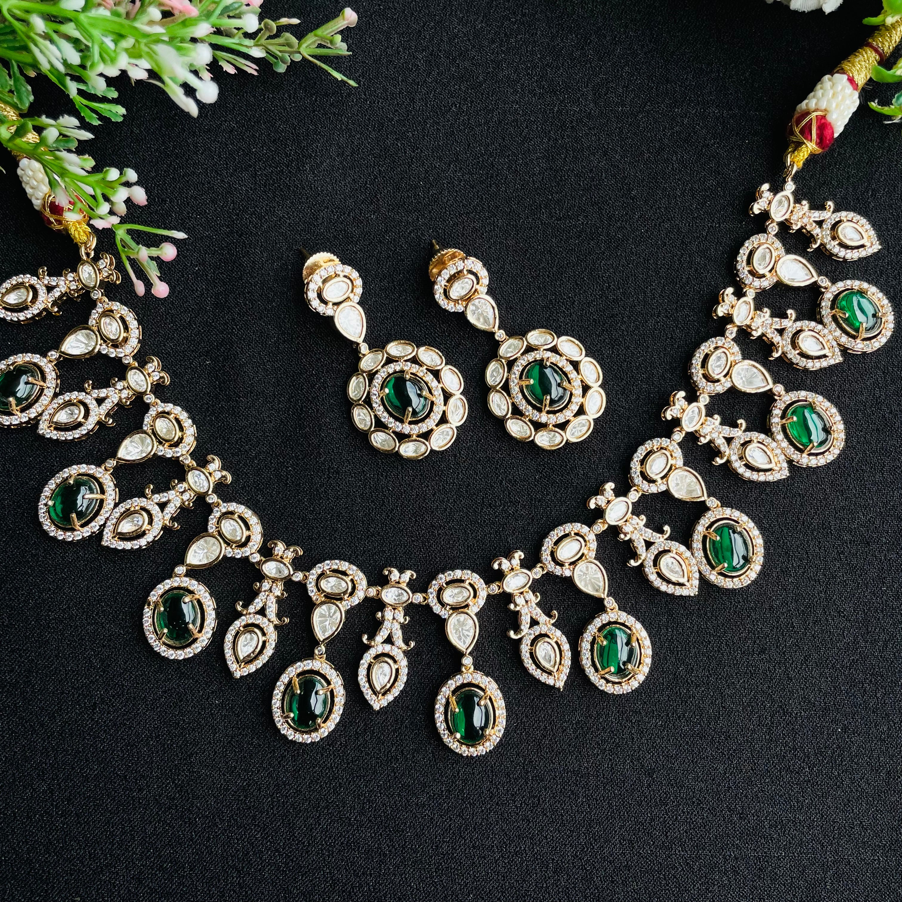 Nayaab Kareena Polki Neckpiece