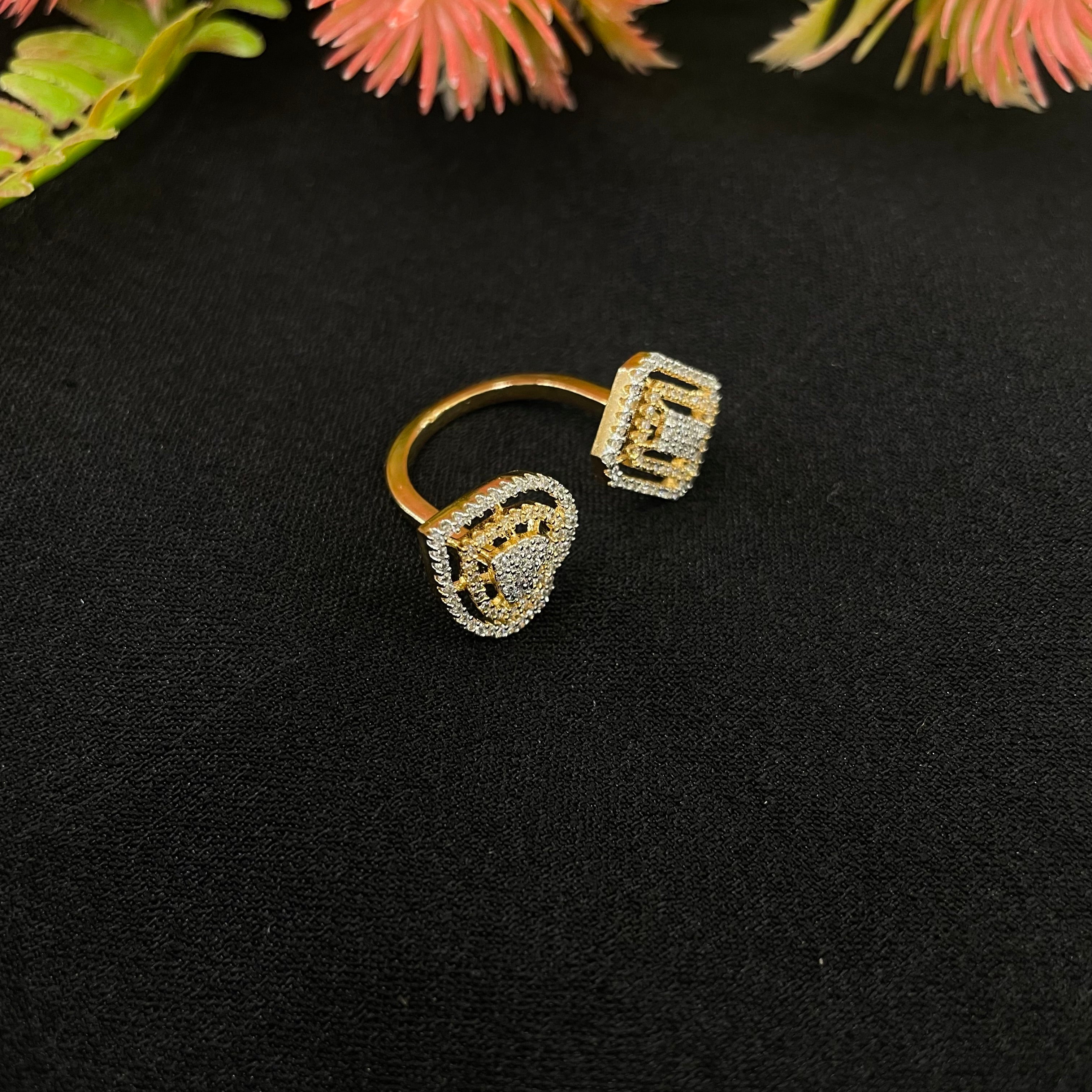Ad Zephyra Ring