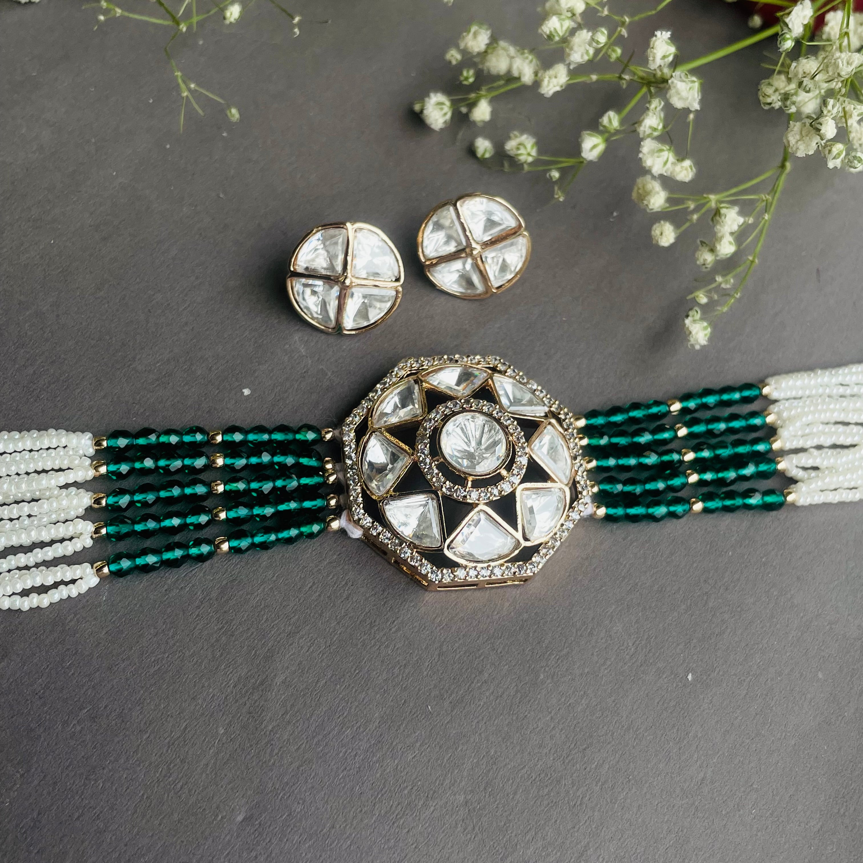 Nayaab Riya choker