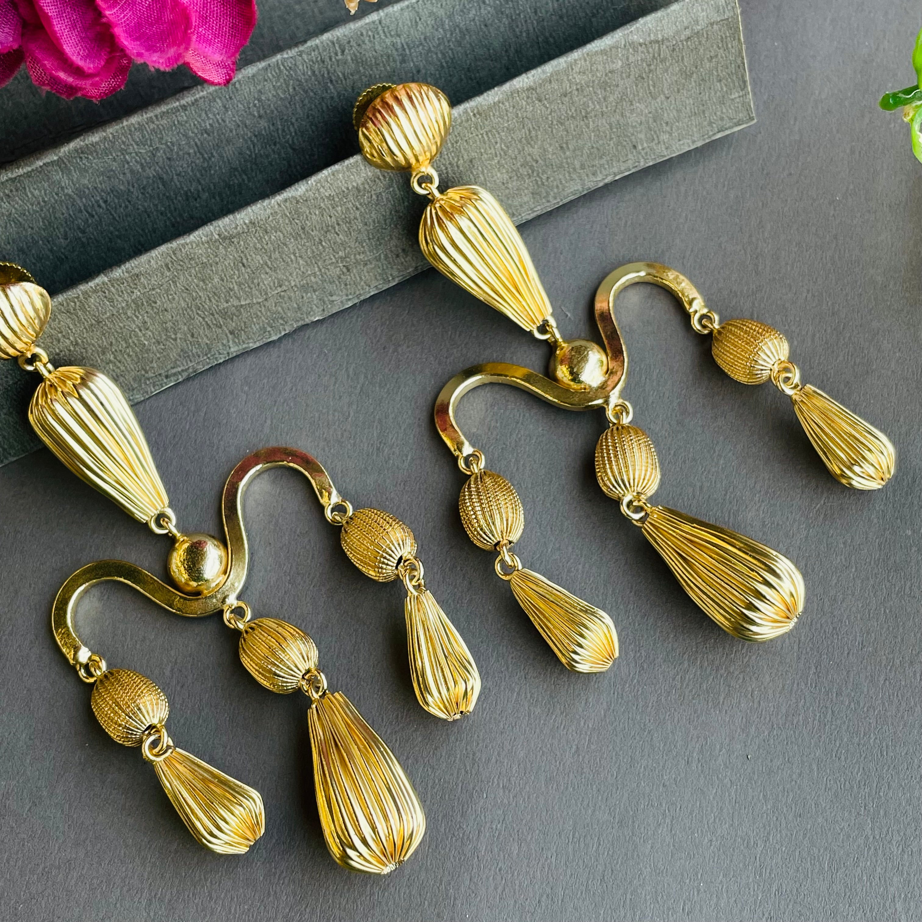 Layla aria earrings