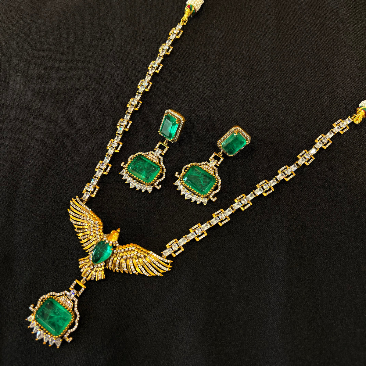 Mayura Emerald Neckpiece