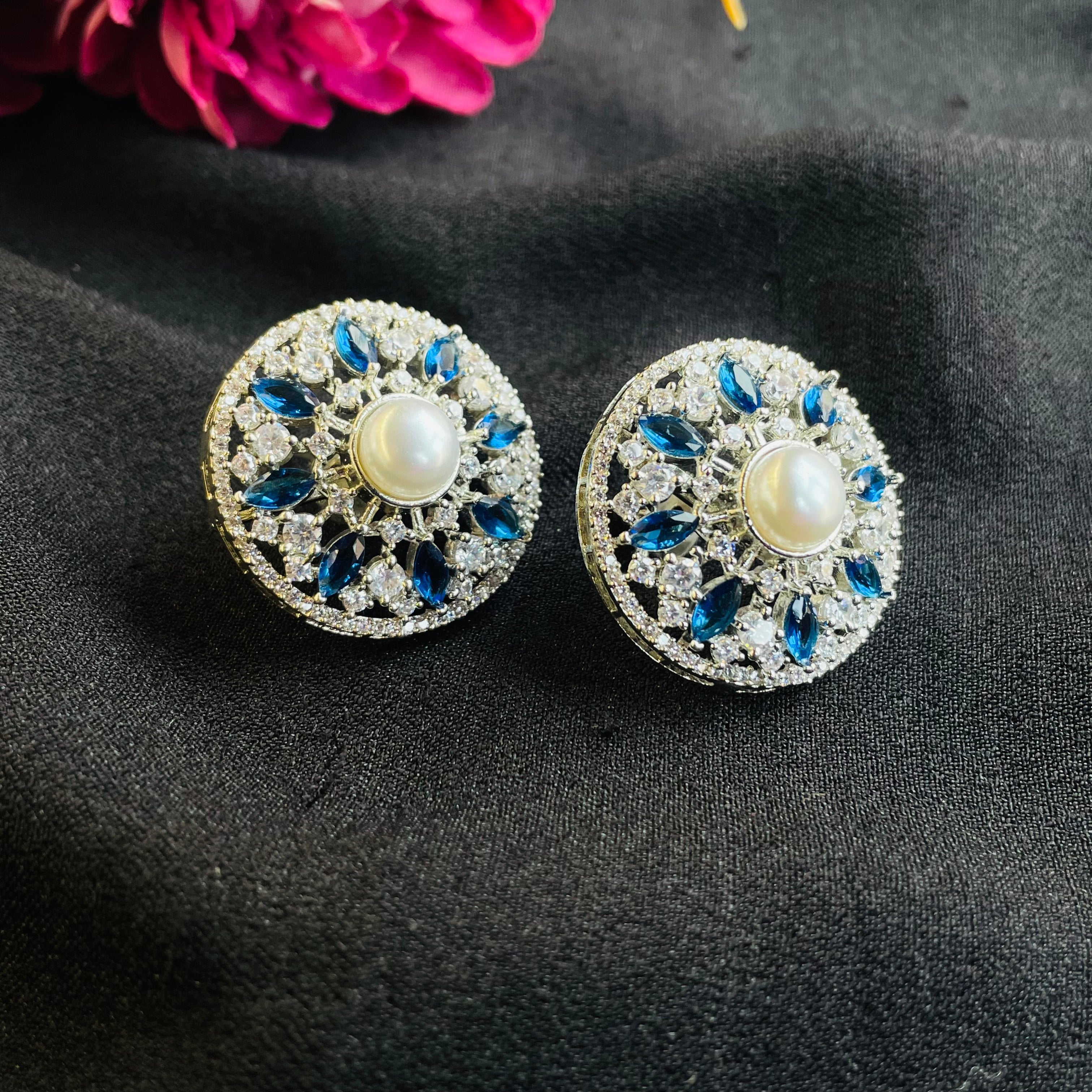 Ad Nitya Neckpiece