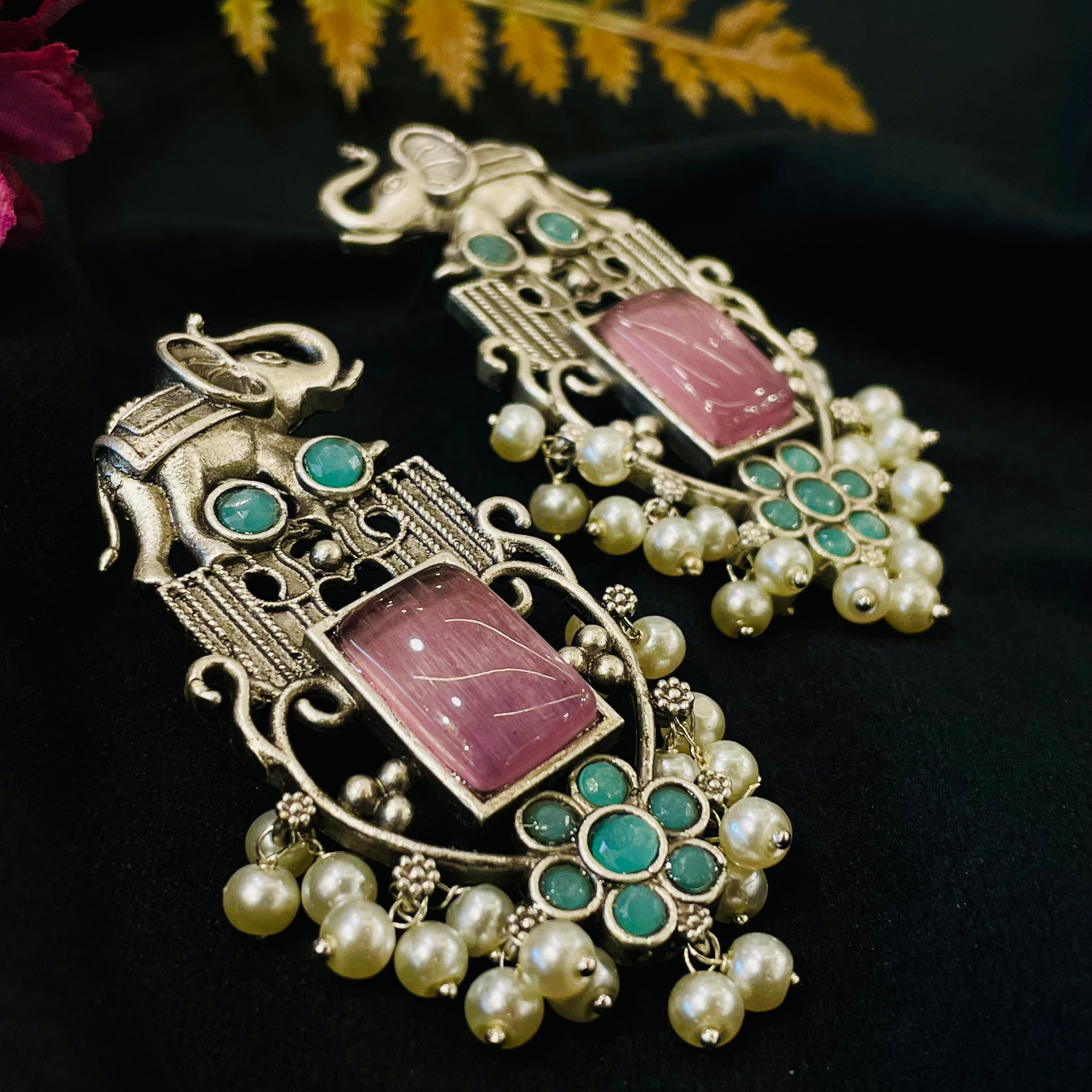 Inaya Romi Earrings