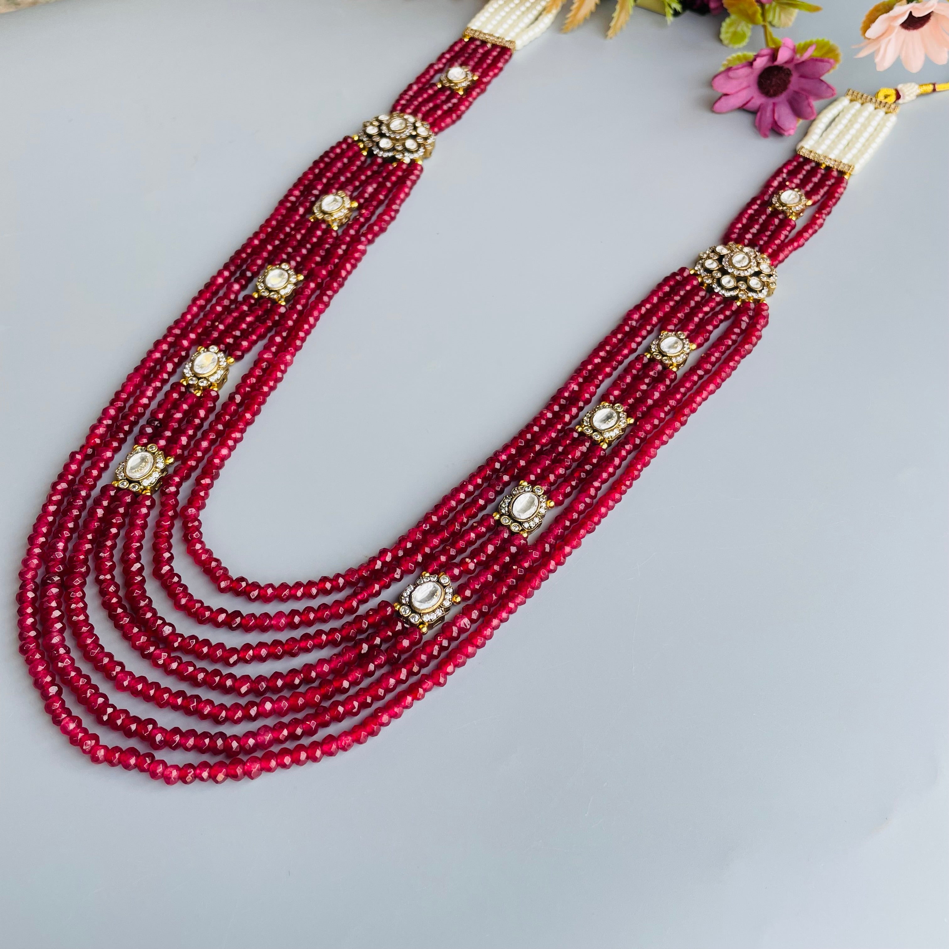 Nayaab rusi long Neckpiece