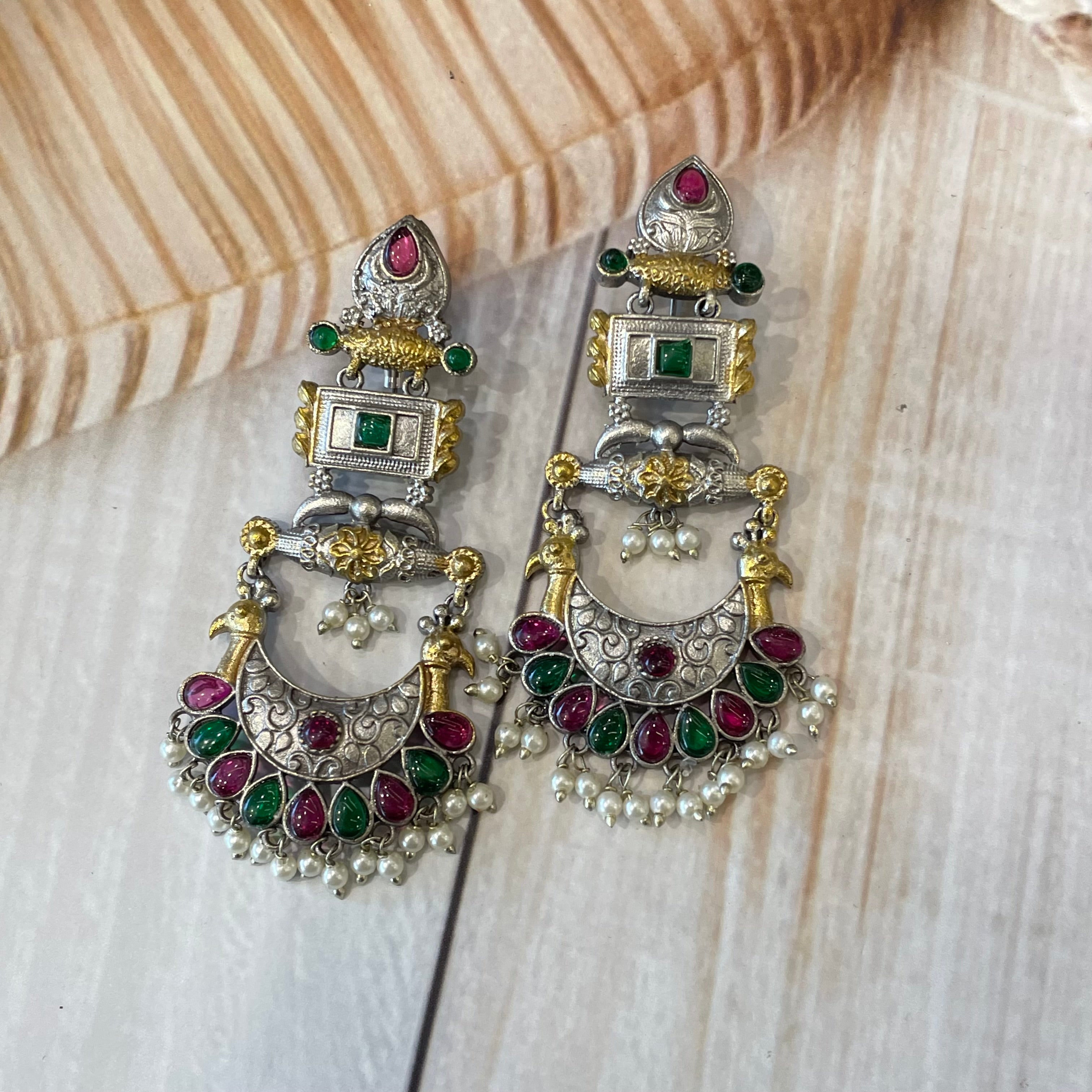 inara tanvi earrings