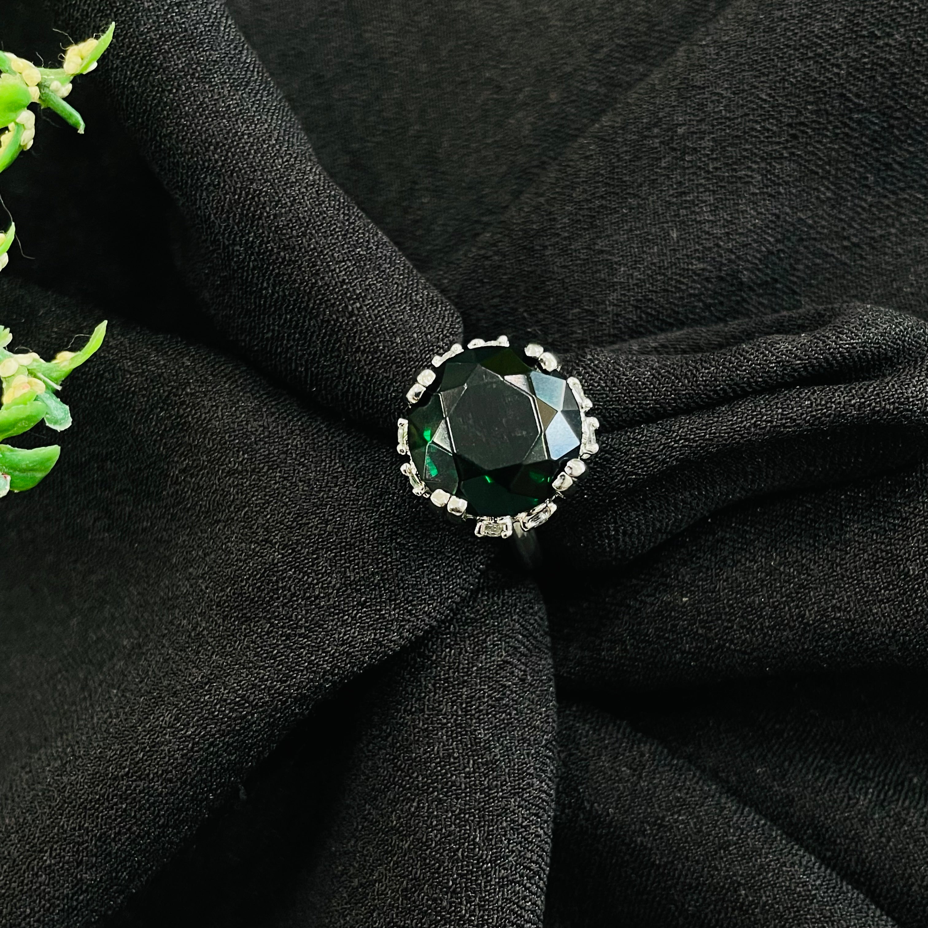 Vs Sterling Silver Cocktail Ring 234 6G