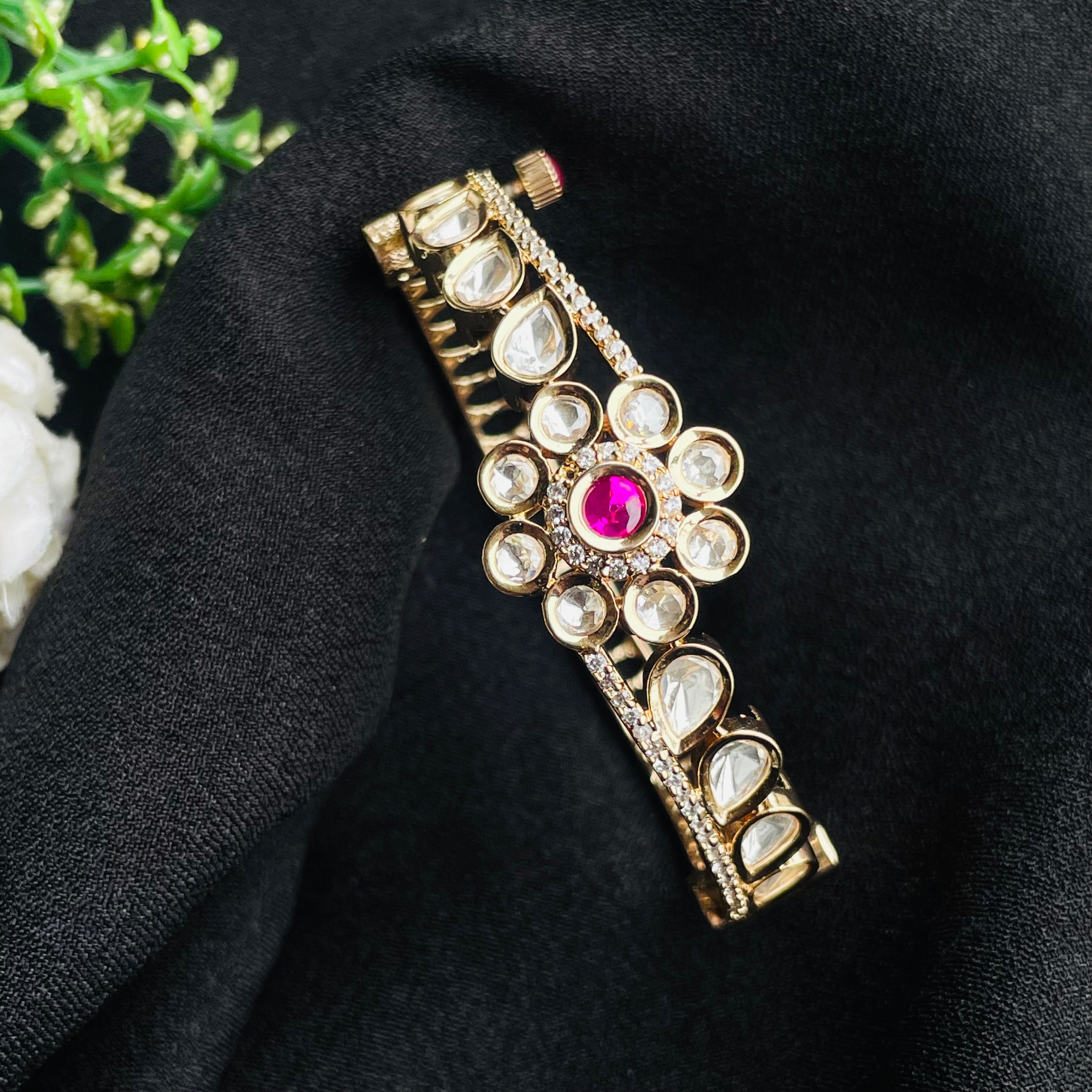 Nayaab sara Polki Bracelet