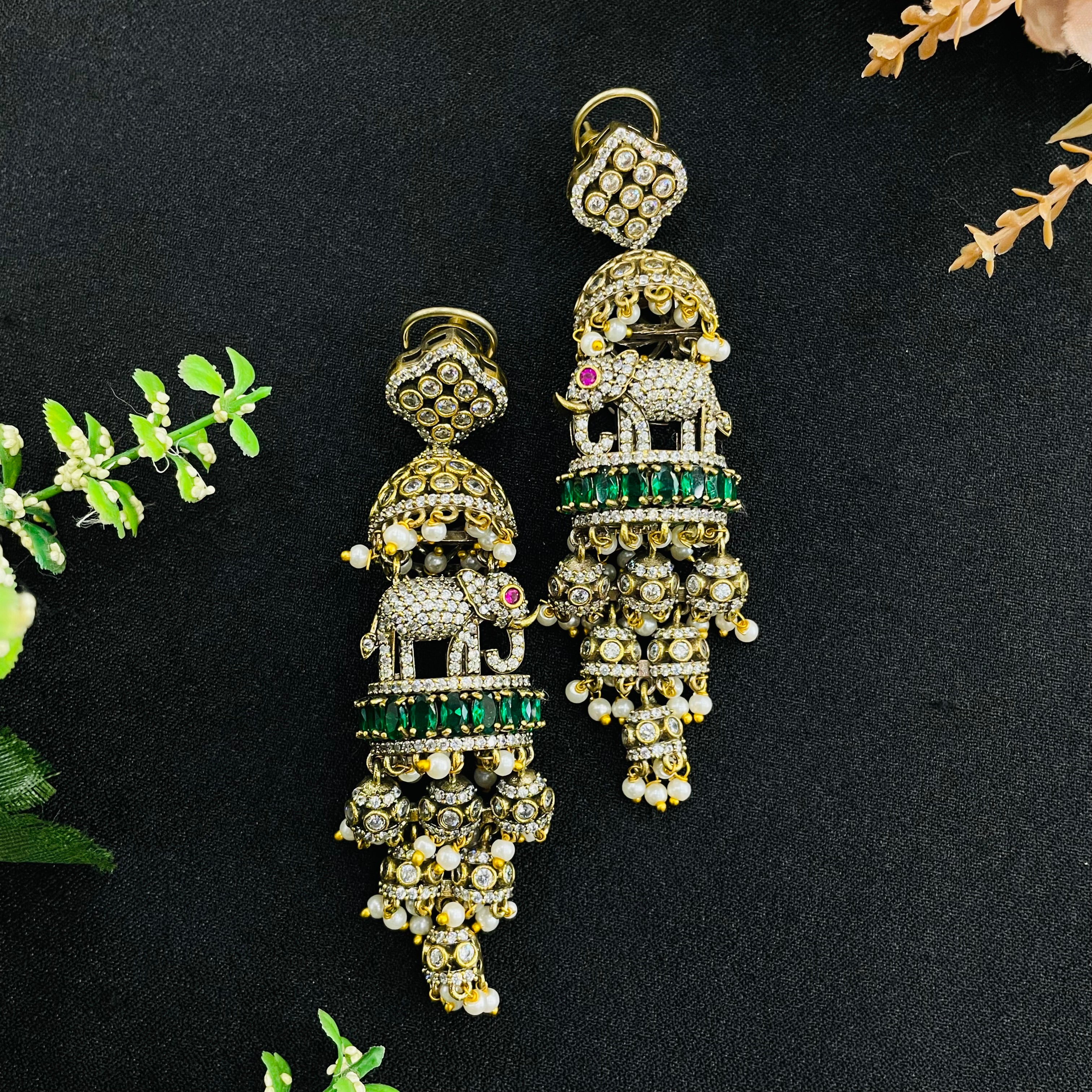 Nayaab Kavya jhumki