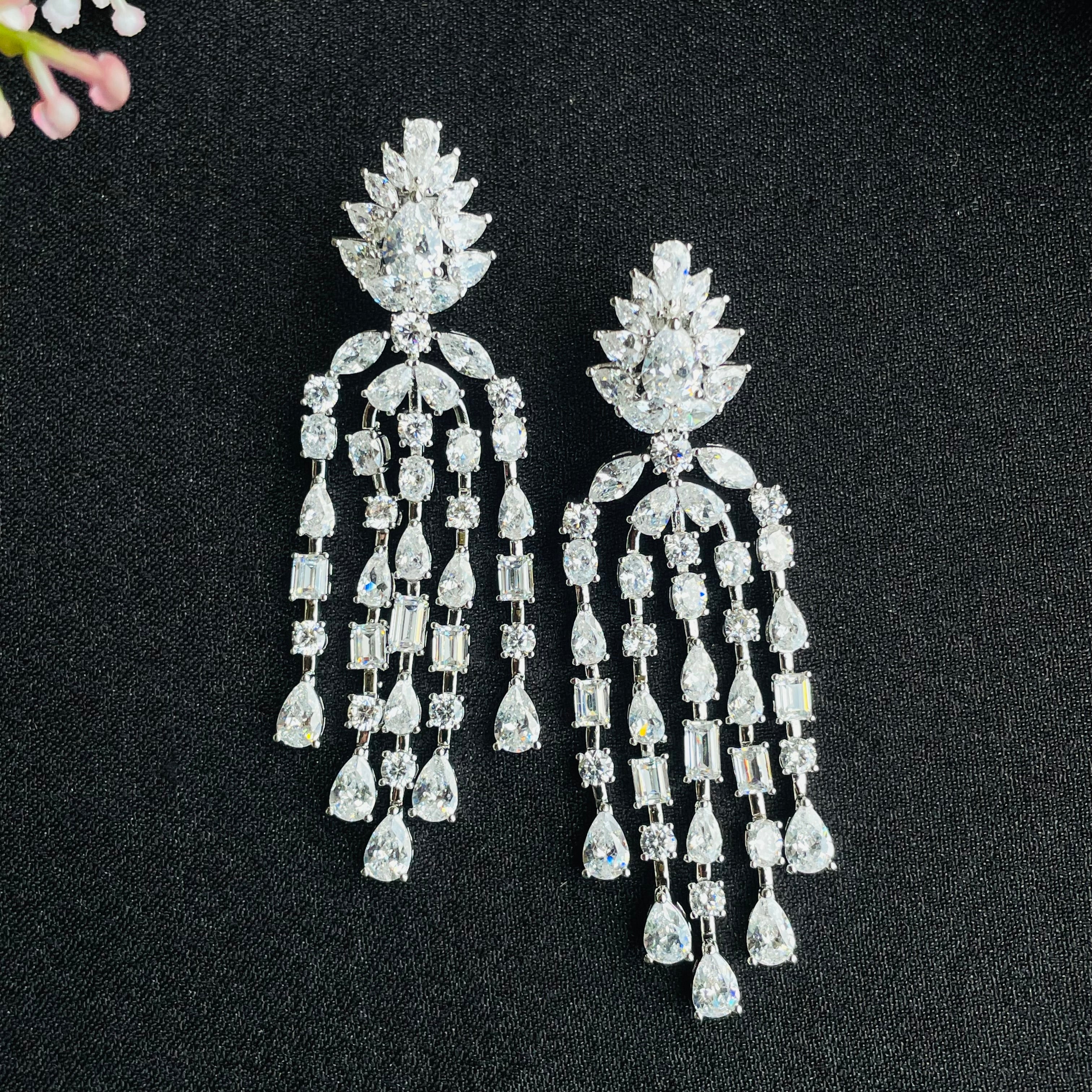 Ad Savi Earrings